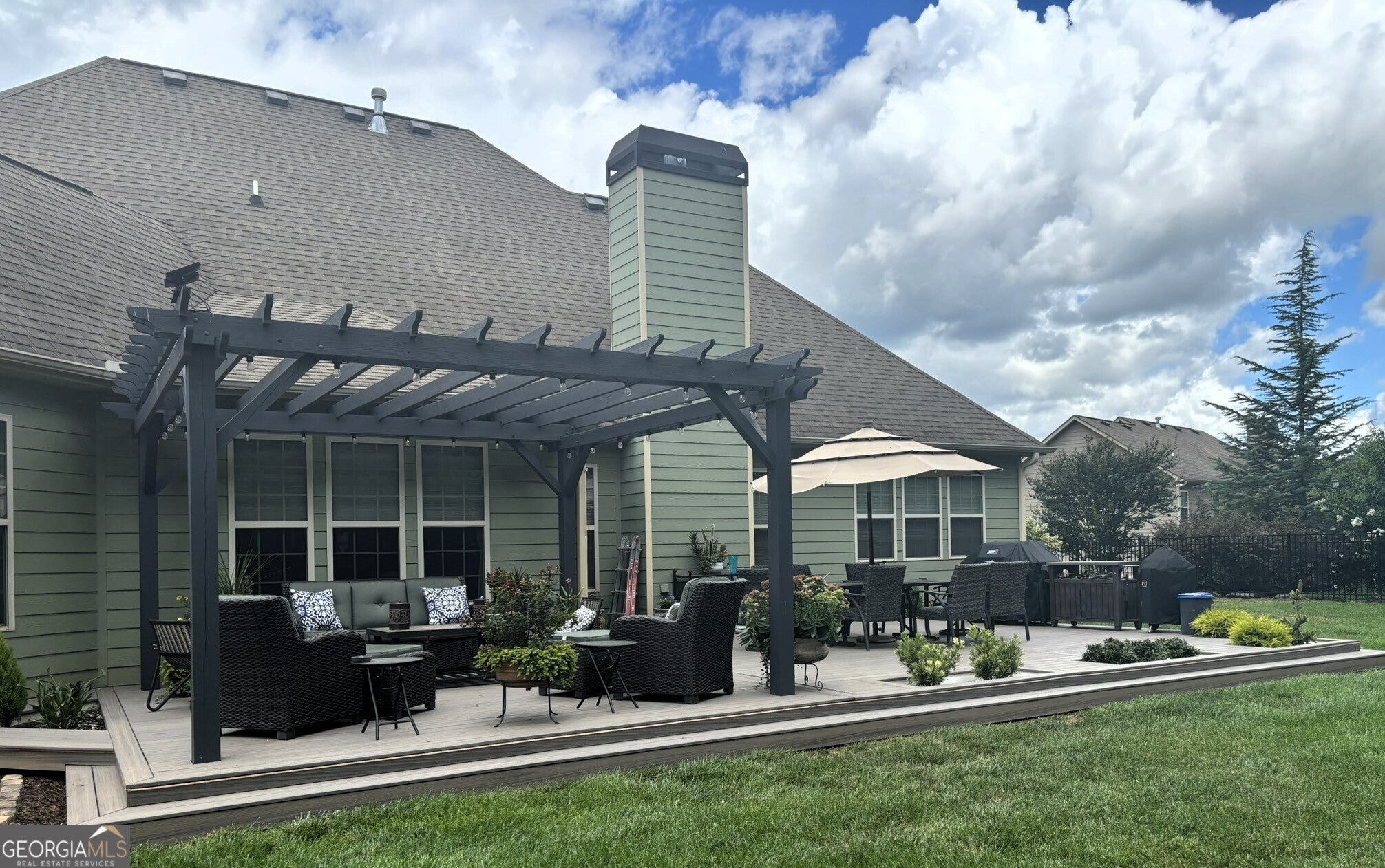 Sharpsburg, Georgia, 30277, United States, 4 Bedrooms Bedrooms, ,4 BathroomsBathrooms,Residential,For Sale,2009089