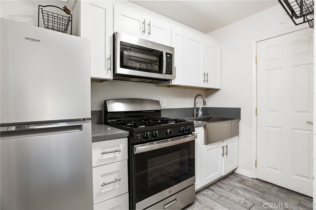 Fontana, California, 92336, United States, 4 Bedrooms Bedrooms, ,1 BathroomBathrooms,Residential,For Sale,2008784