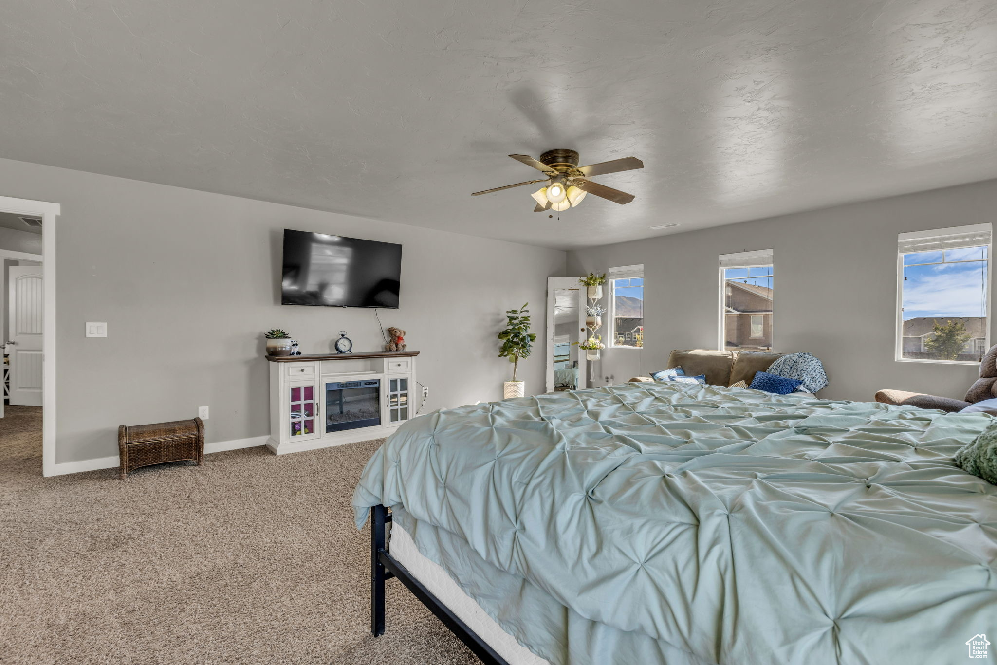 Stansbury Park, Utah, 84074, United States, 4 Bedrooms Bedrooms, ,3 BathroomsBathrooms,Residential,For Sale,1956309