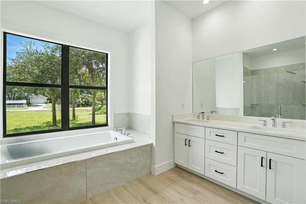Naples, Florida, 34117, United States, 3 Bedrooms Bedrooms, ,3 BathroomsBathrooms,Residential,For Sale,1906515