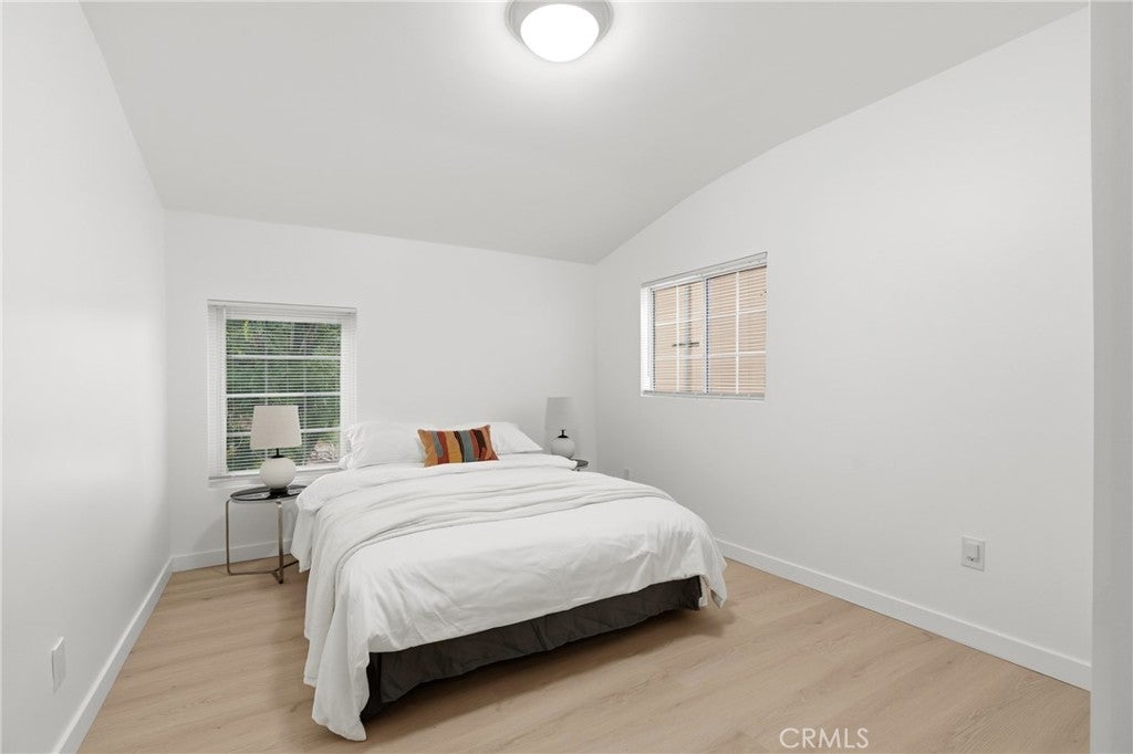 Los Angeles, California, 90063, United States, 2 Bedrooms Bedrooms, ,1 BathroomBathrooms,Residential,For Sale,1990786