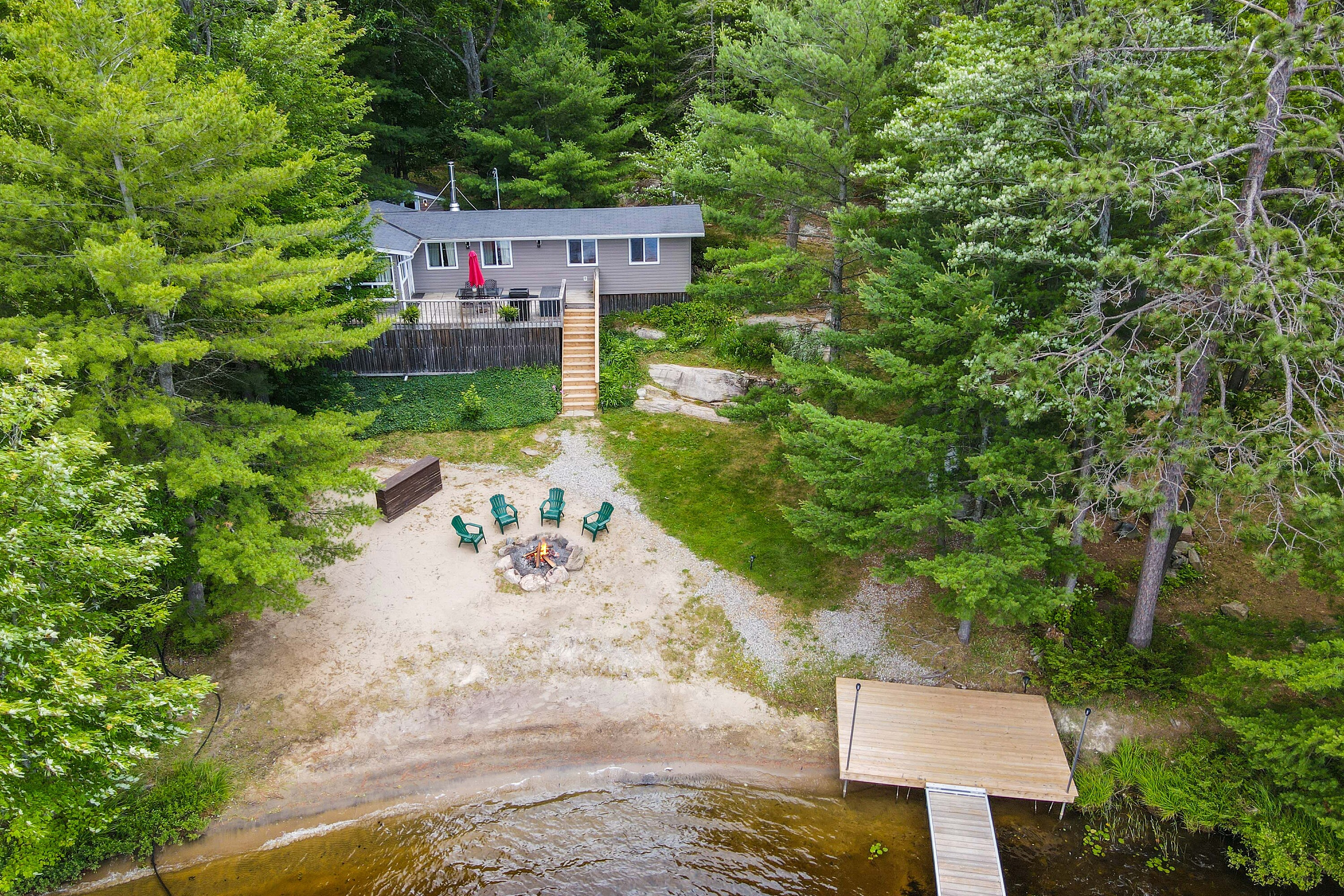  Boat Access Cottage on Kahshe - 物件實景