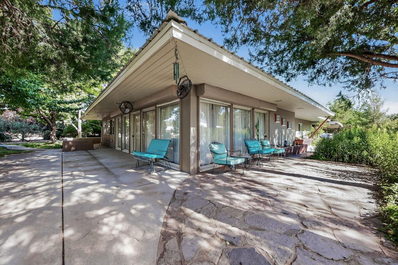 Albuquerque, New Mexico, 87107, United States, 4 Bedrooms Bedrooms, ,3 BathroomsBathrooms,Residential,For Sale,1917384