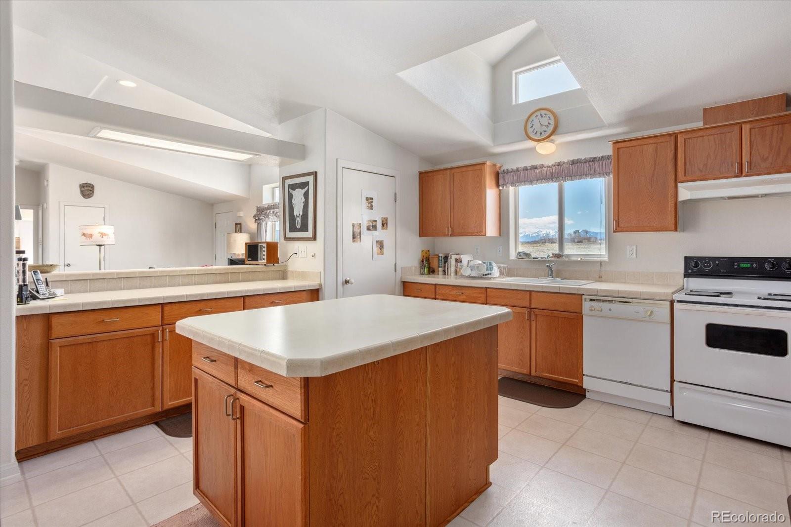 Nathrop, Colorado, 81236, United States, 3 Bedrooms Bedrooms, ,2 BathroomsBathrooms,Residential,For Sale,1983384