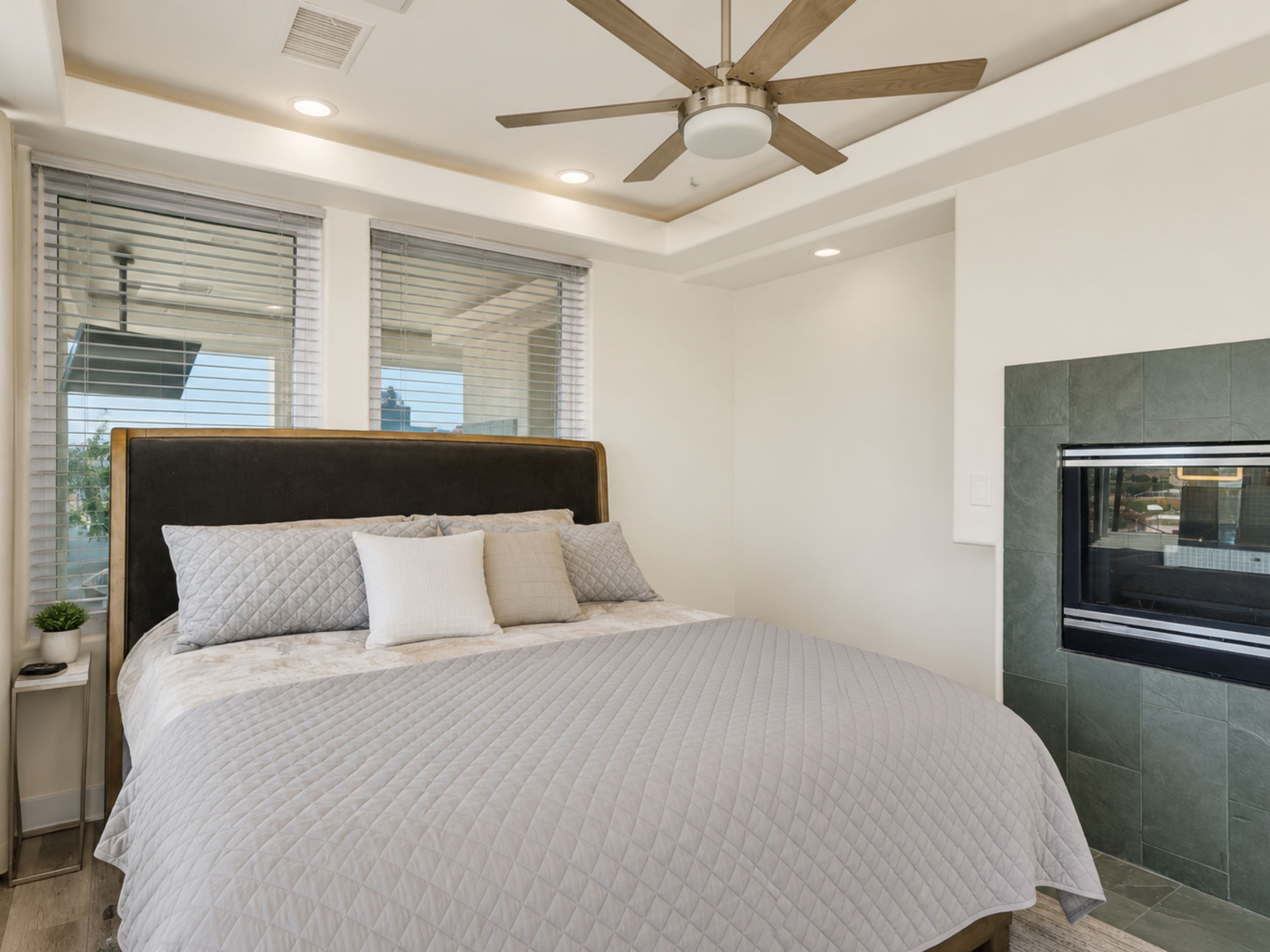  3815 Henry Street, San Diego, CA 92110 - 物件實景