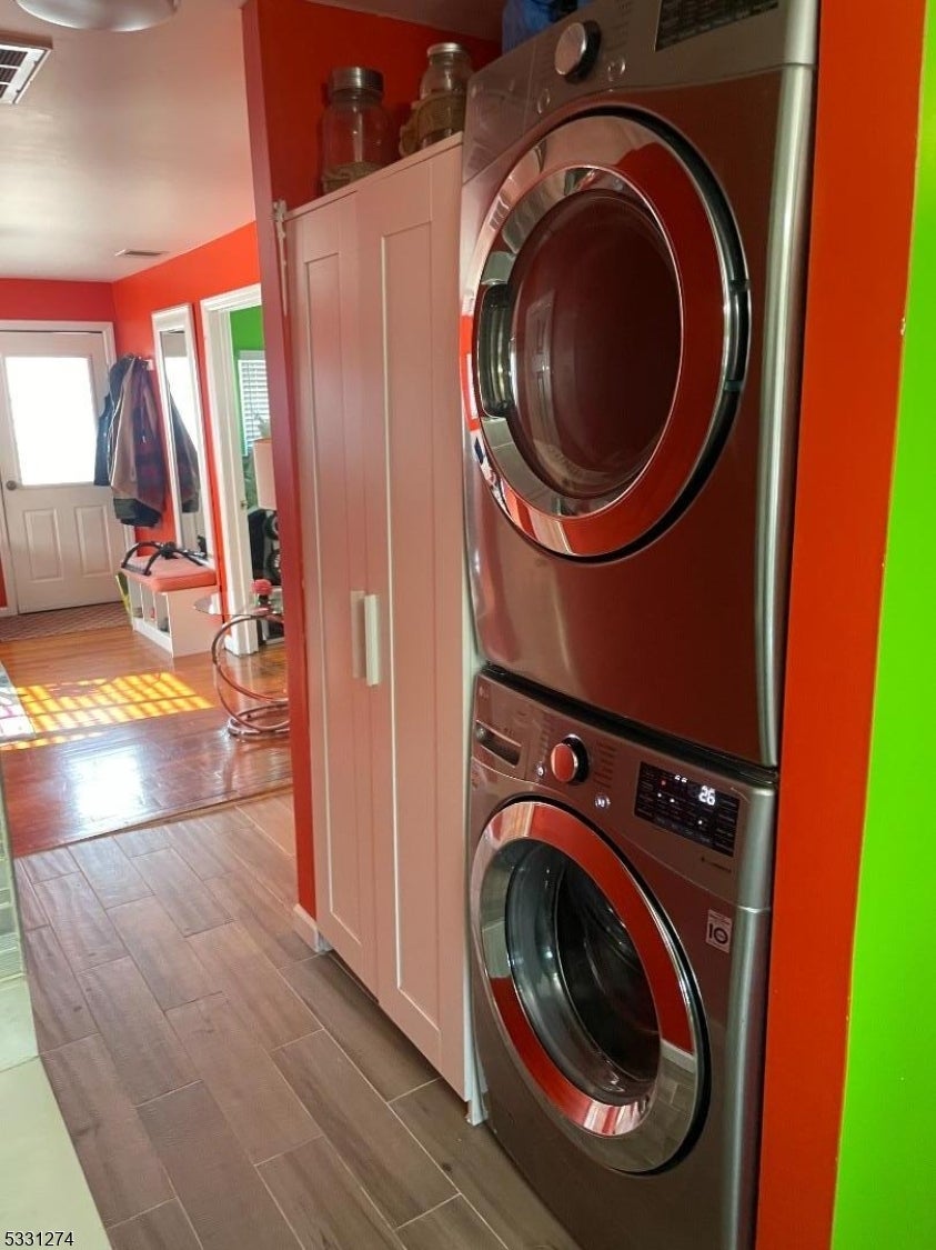Lincoln Park Boro, New Jersey, 07035, United States, ,2 BathroomsBathrooms,Residential,For Sale,1944988