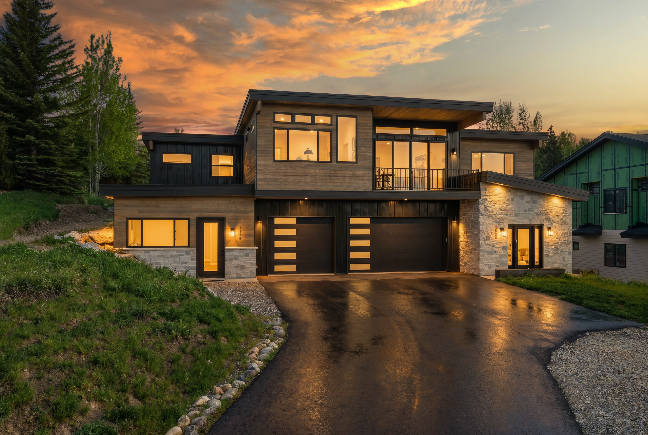  MODERN FISH CREEK AREA HOME - 物件實景