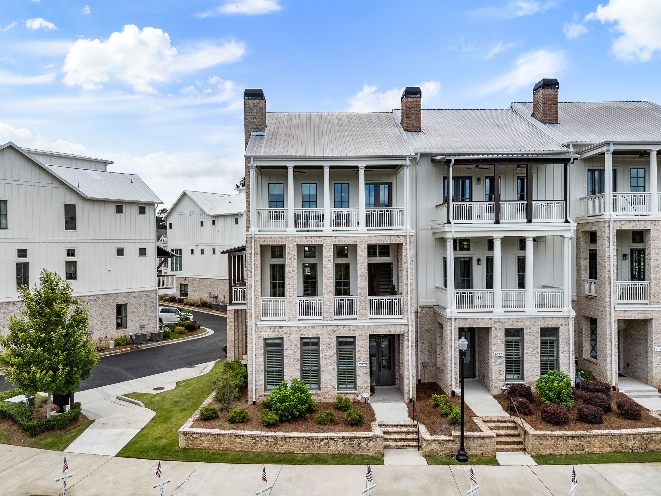 Charming Four-Level Townhome with Rooftop Retreat - 物件實景