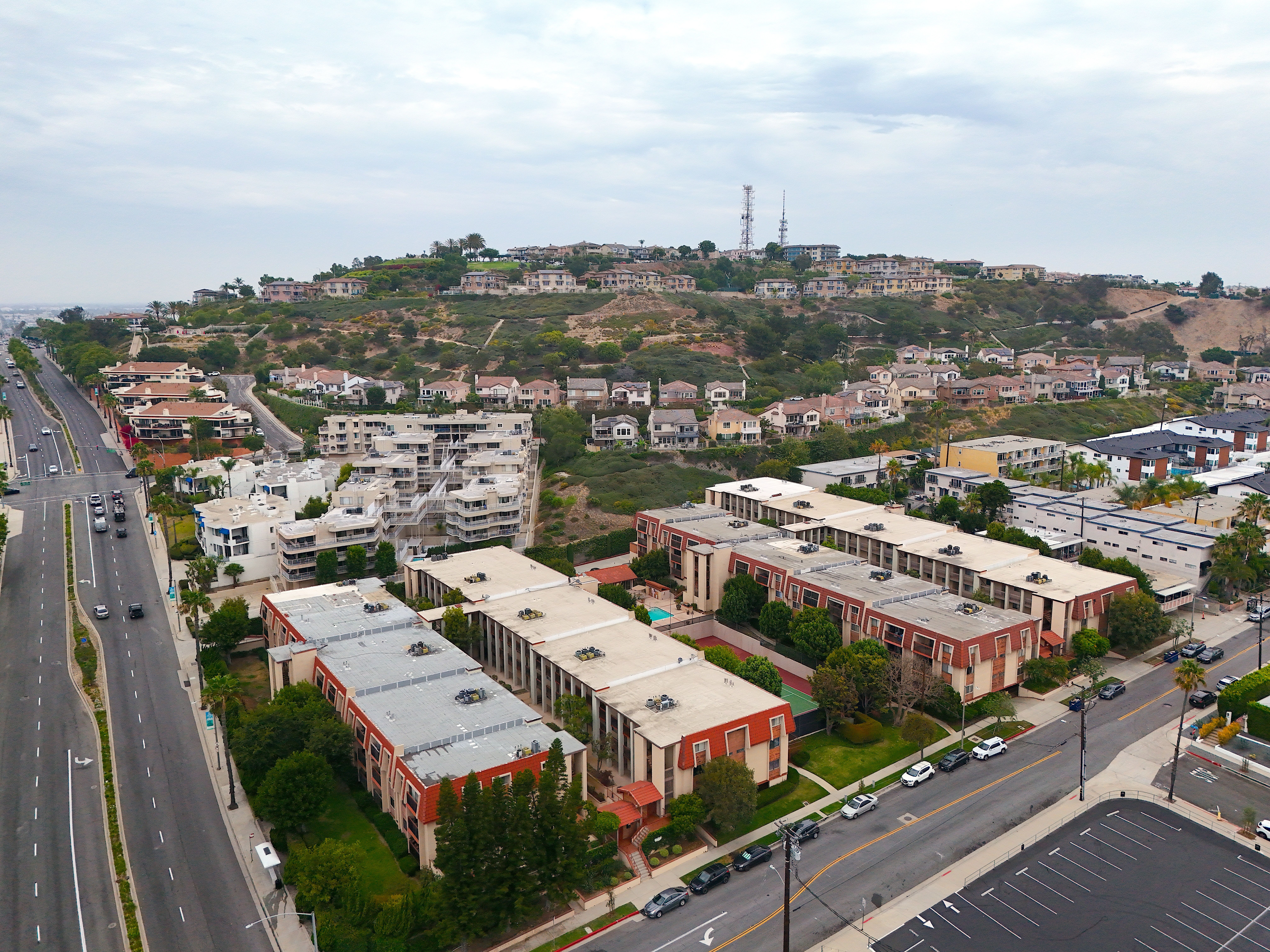  2001 E. 21st Street Unit 327, Signal Hill, CA 90755 - 物件實景