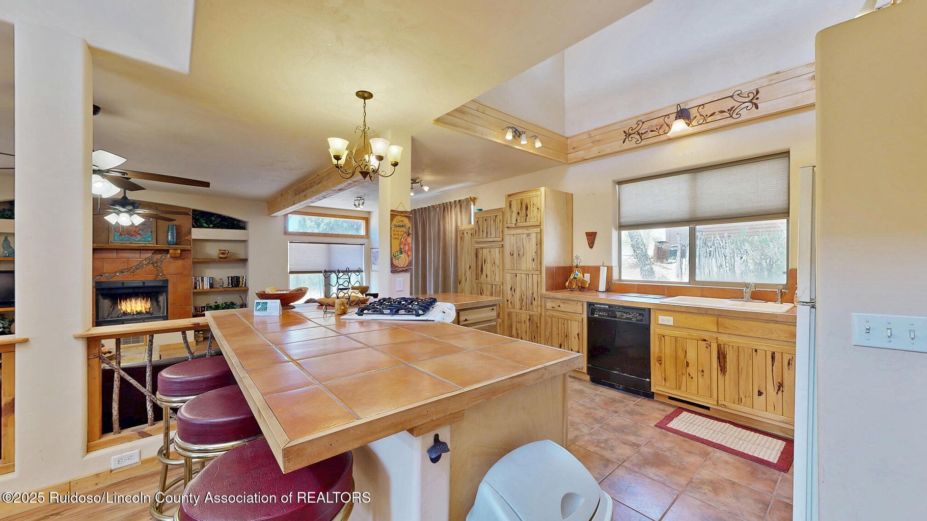 Ruidoso, New Mexico, 88345, United States, 3 Bedrooms Bedrooms, ,3 BathroomsBathrooms,Residential,For Sale,1840325