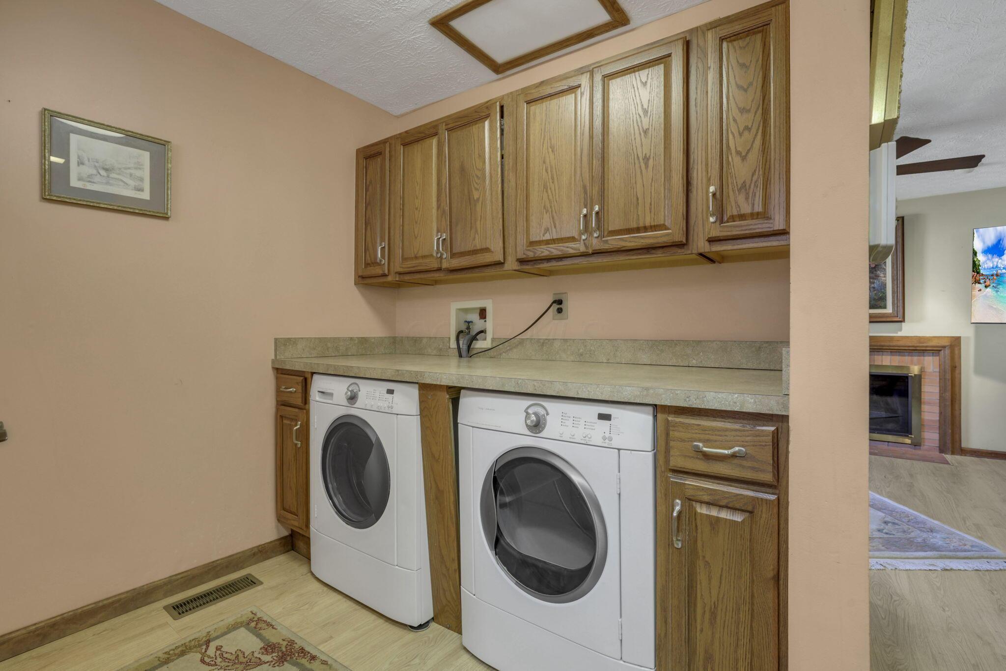 Bexley, Ohio, 43209, United States, 4 Bedrooms Bedrooms, ,3 BathroomsBathrooms,Residential,For Sale,1978539