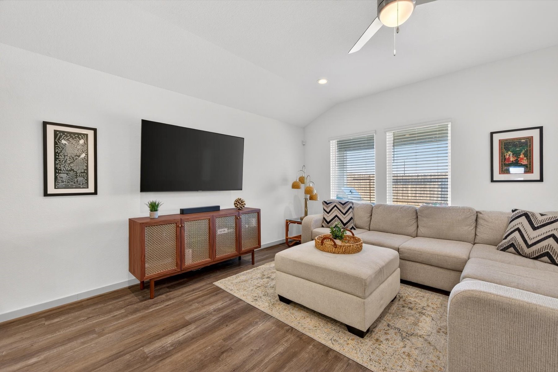  7215 Colwyn Bay Trail - 物件實景