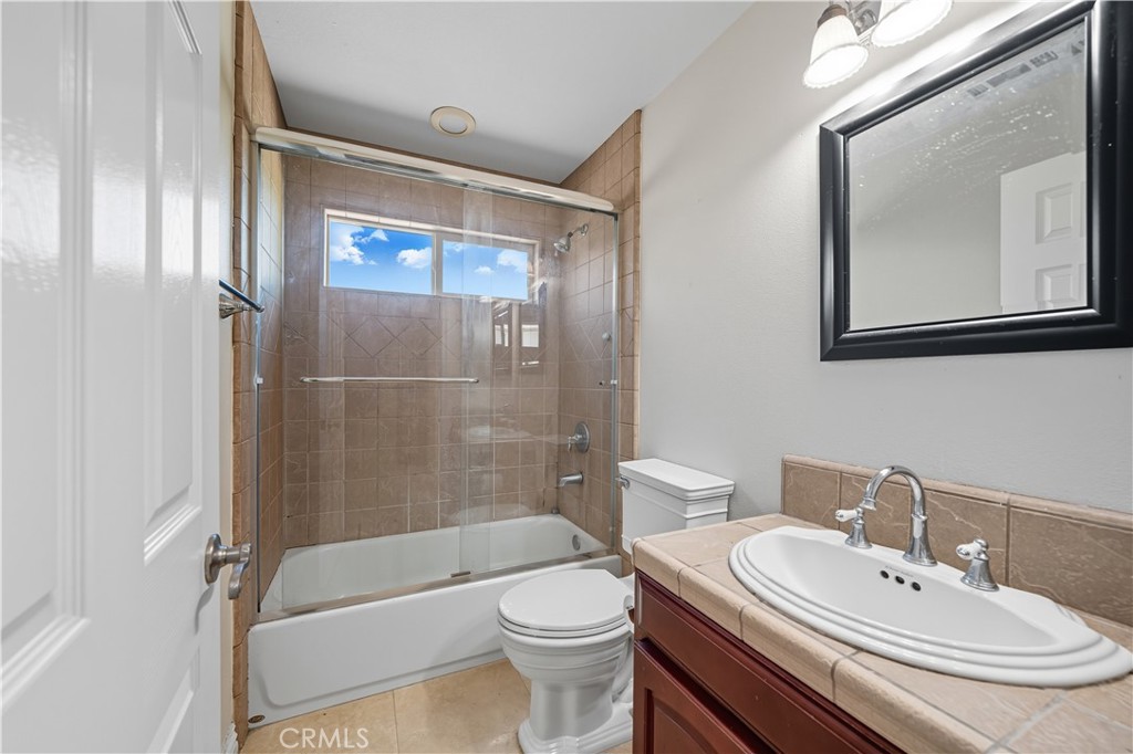 Canyon Lake, California, 92587, United States, 6 Bedrooms Bedrooms, ,5 BathroomsBathrooms,Residential,For Sale,1975994