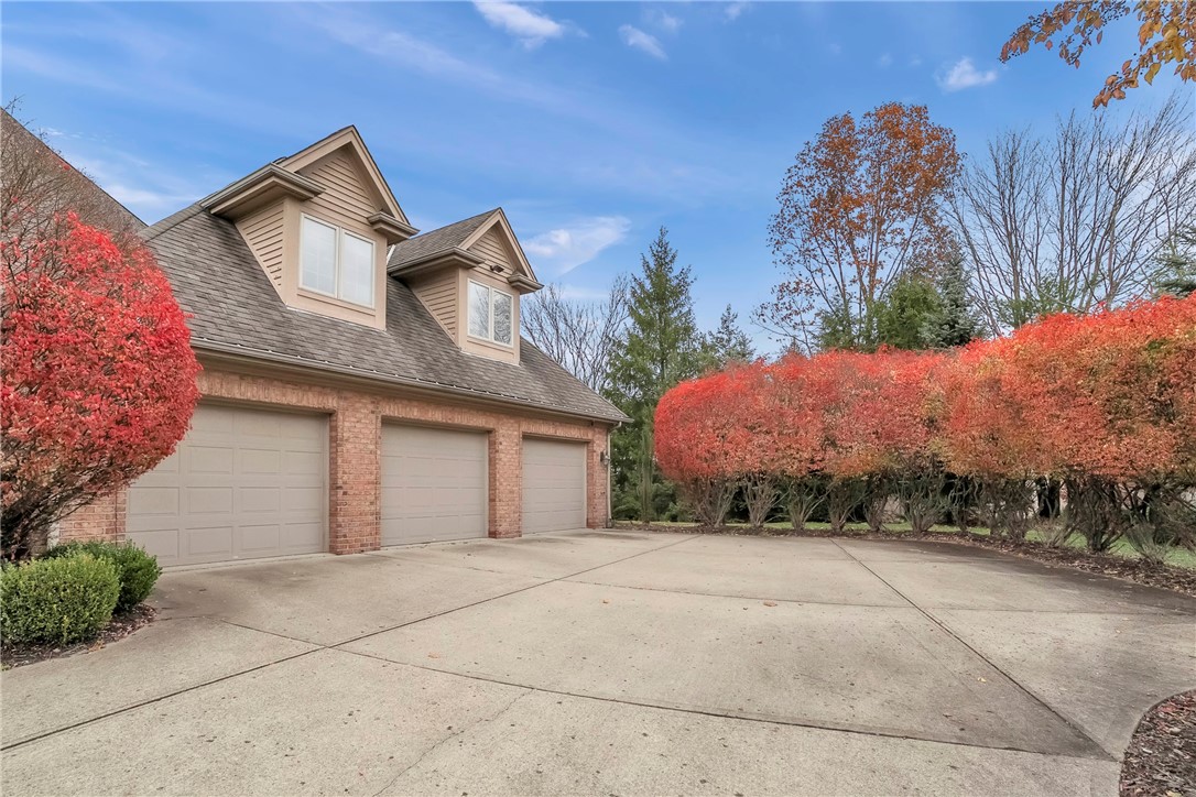 Hampton, Pennsylvania, 15044, United States, 5 Bedrooms Bedrooms, ,7 BathroomsBathrooms,Residential,For Sale,2001807