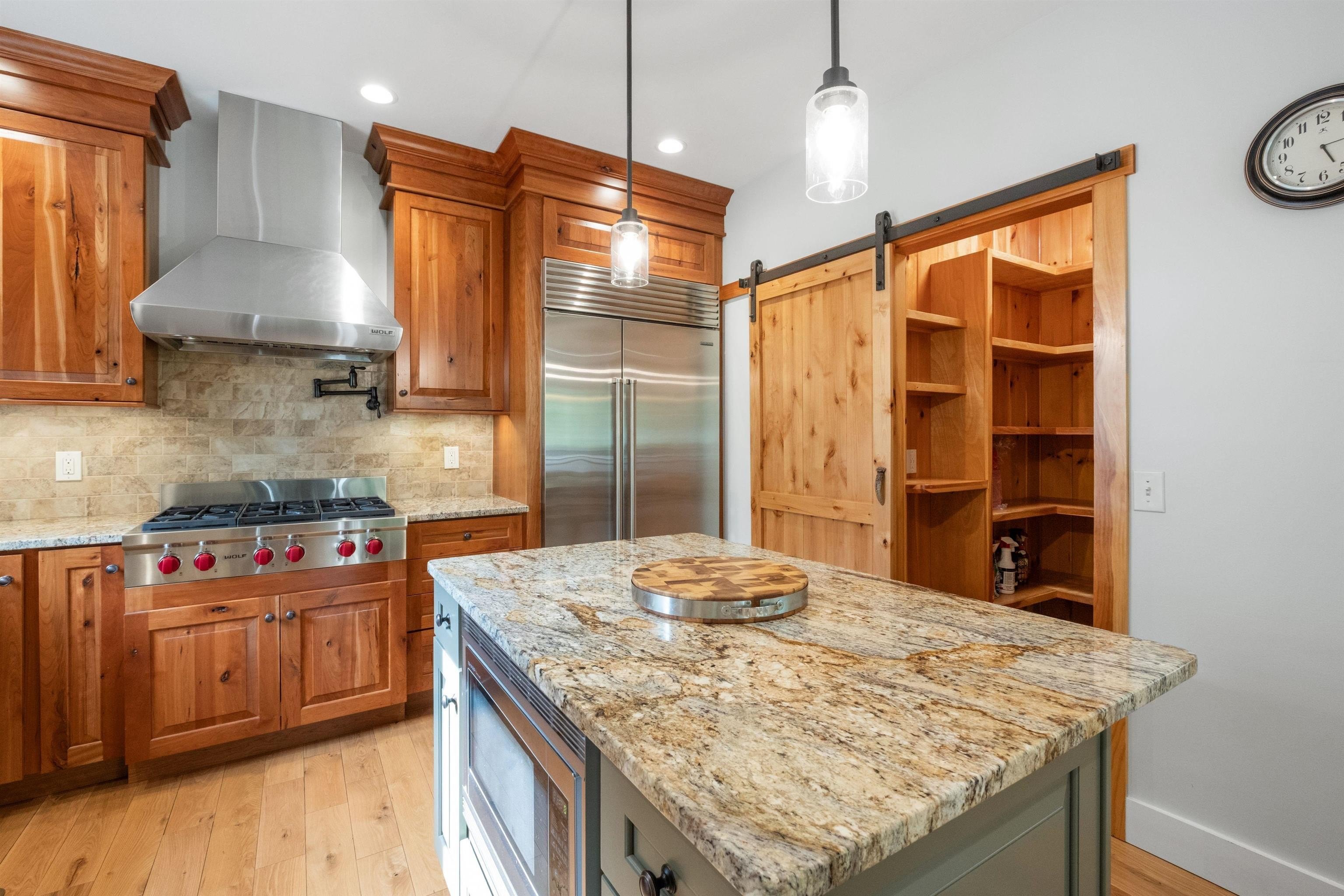 Lincoln, New Hampshire, 03251, United States, 5 Bedrooms Bedrooms, ,3 BathroomsBathrooms,Residential,For Sale,1981884