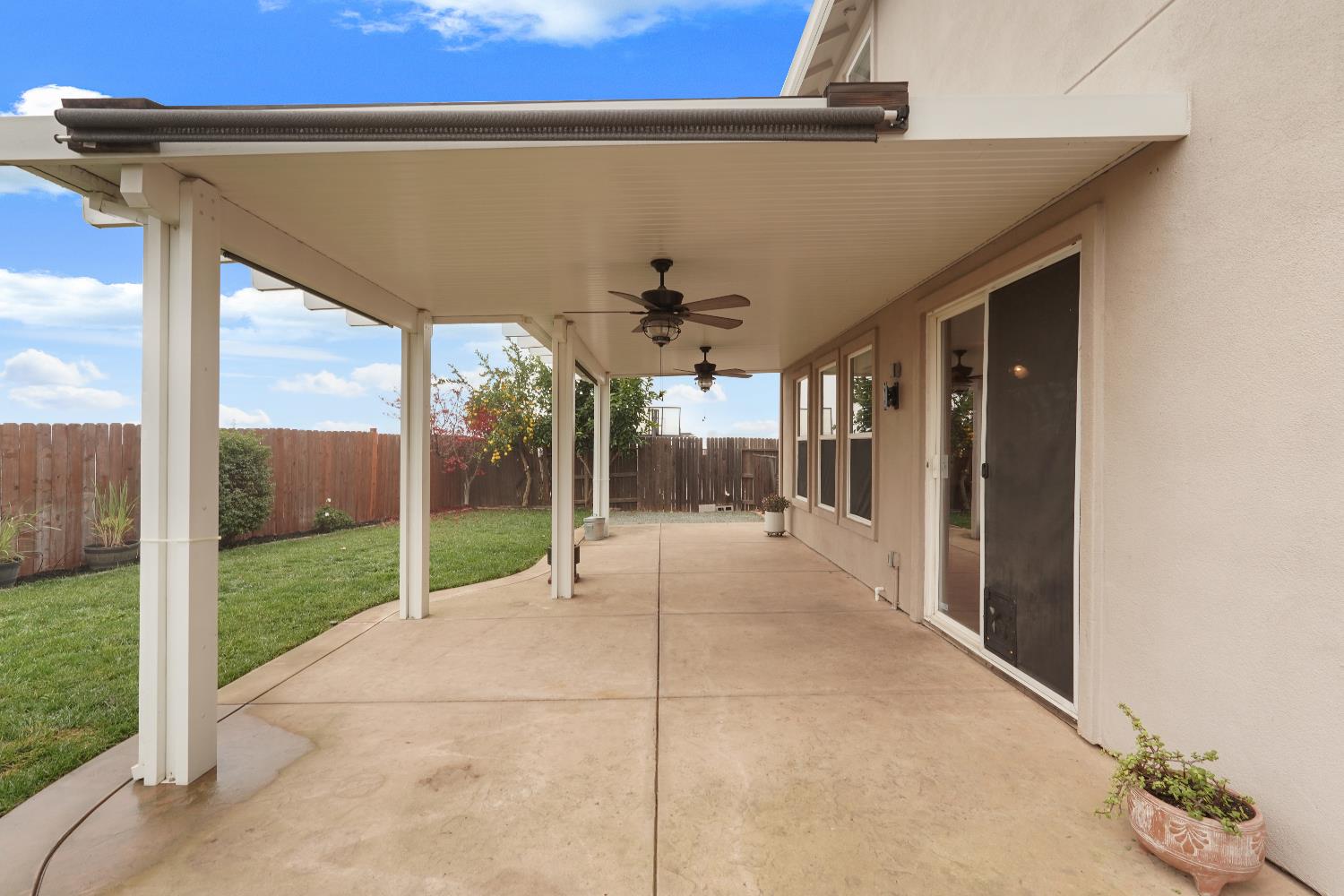 Valley Springs, California, 95252, United States, 3 Bedrooms Bedrooms, ,3 BathroomsBathrooms,Residential,For Sale,2005908