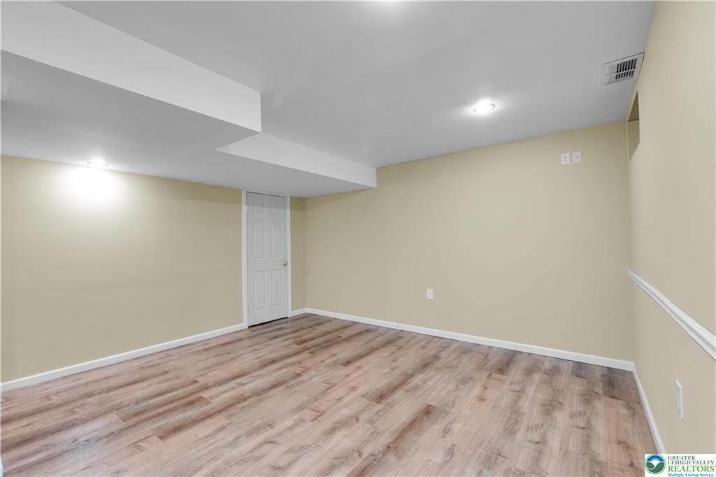 Northampton, Pennsylvania, 18067, United States, 3 Bedrooms Bedrooms, ,3 BathroomsBathrooms,Residential,For Sale,2049020