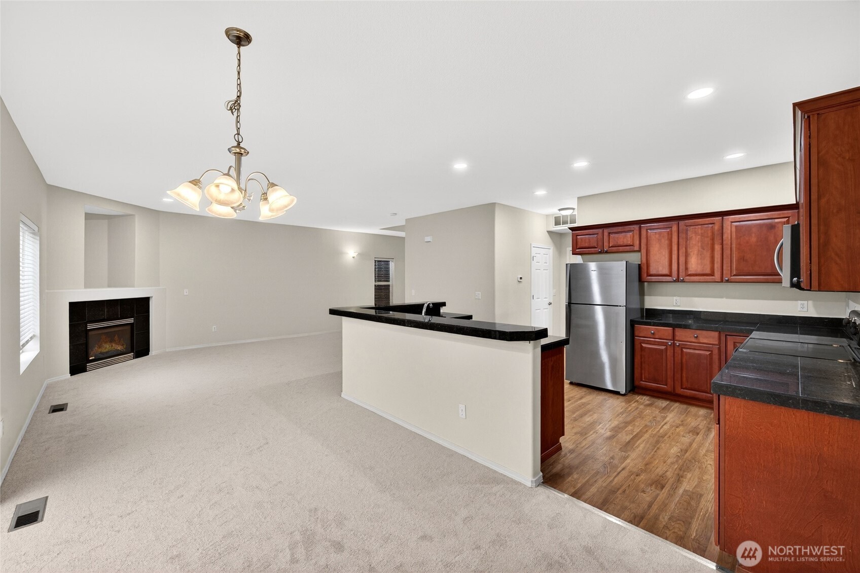 Monroe, Washington, 98272, United States, 3 Bedrooms Bedrooms, ,3 BathroomsBathrooms,Residential,For Sale,2008505