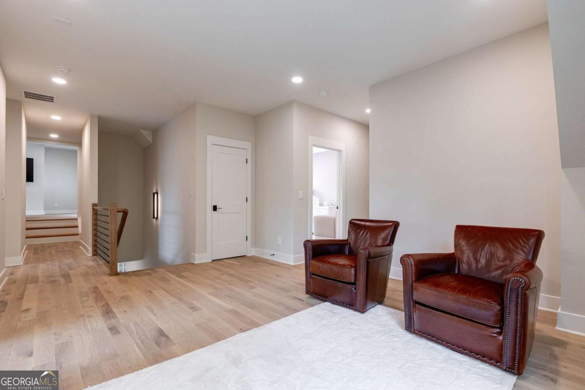 Monroe, Georgia, 30656, United States, 5 Bedrooms Bedrooms, ,5 BathroomsBathrooms,Residential,For Sale,1792838