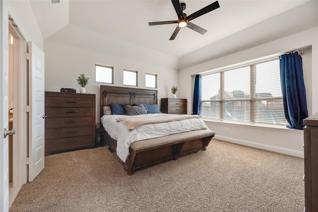 Pilot Point, Texas, 76258, United States, 5 Bedrooms Bedrooms, ,3 BathroomsBathrooms,Residential,For Sale,2019637
