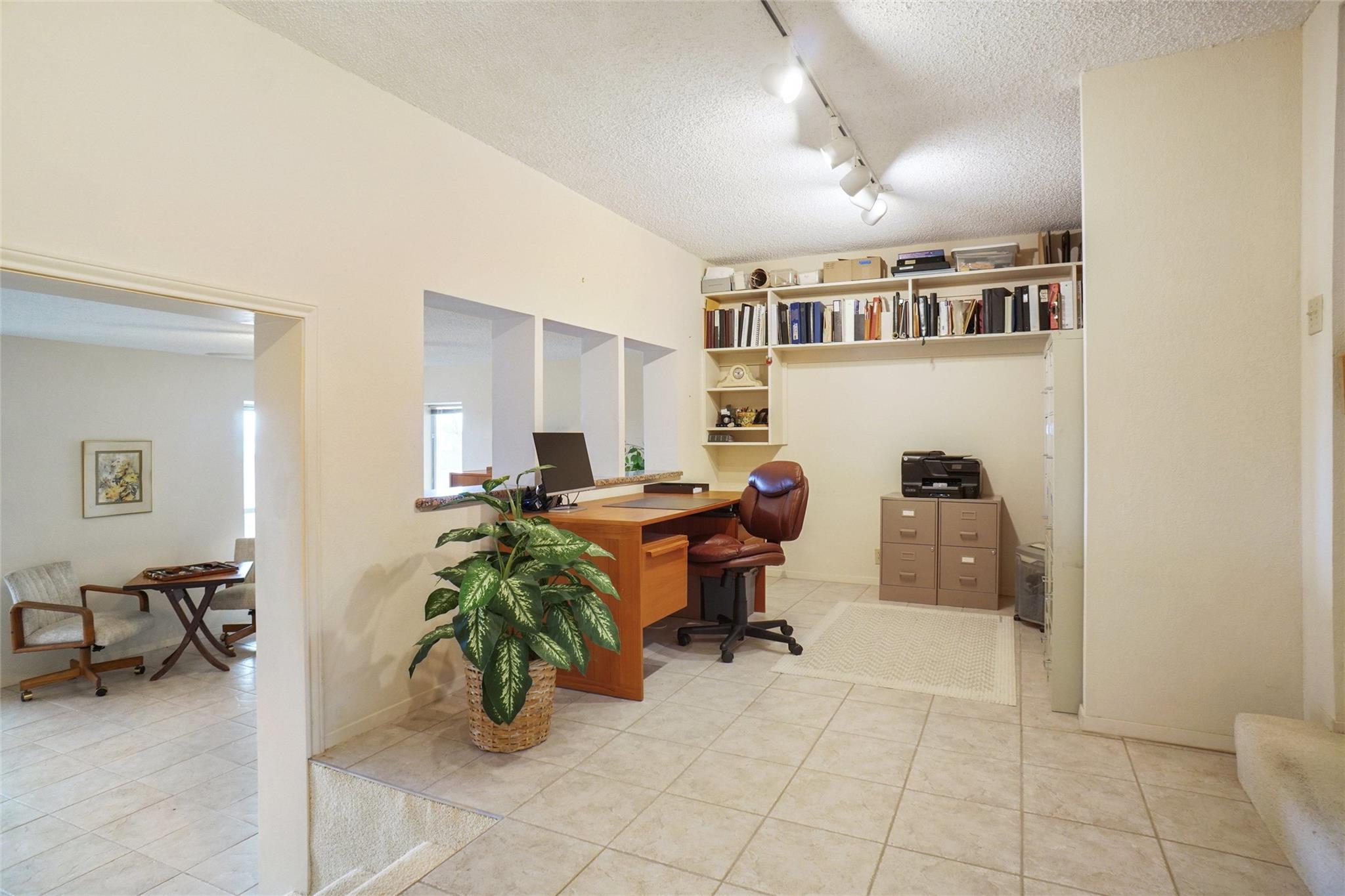 Horseshoe Bay, Texas, 78657, United States, 4 Bedrooms Bedrooms, ,4 BathroomsBathrooms,Residential,For Sale,1975051