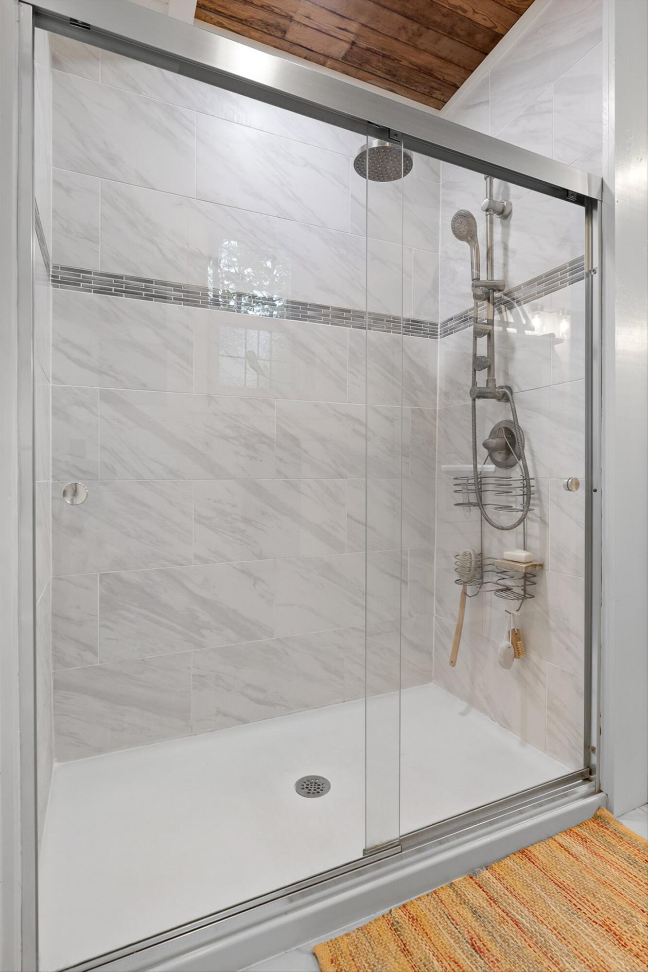 Mentone, Alabama, 35984, United States, 3 Bedrooms Bedrooms, ,2 BathroomsBathrooms,Residential,For Sale,1973723