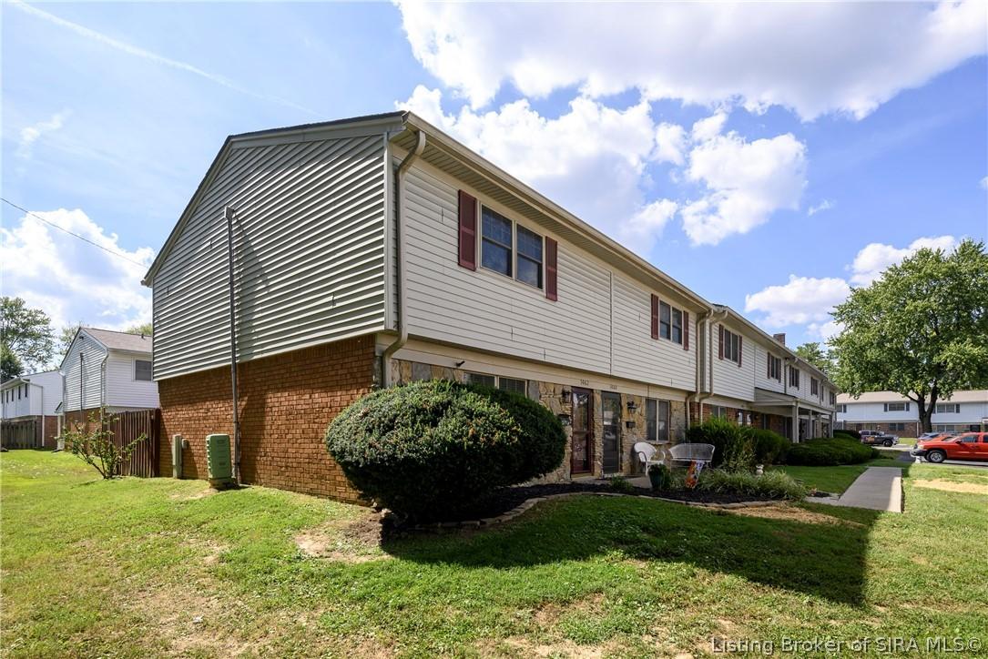 Wooded Way, Jeffersonville, IN 47130 #1
