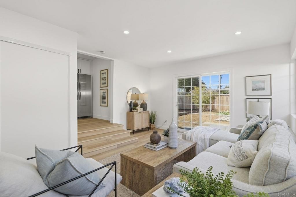 Escondido, California, 92027, United States, 3 Bedrooms Bedrooms, ,2 BathroomsBathrooms,Residential,For Sale,1990327