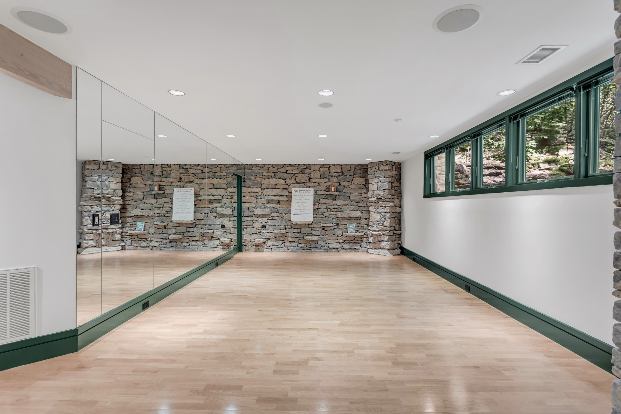  4 Glenn Abbey, Nashville, TN, 37215 - 物件實景