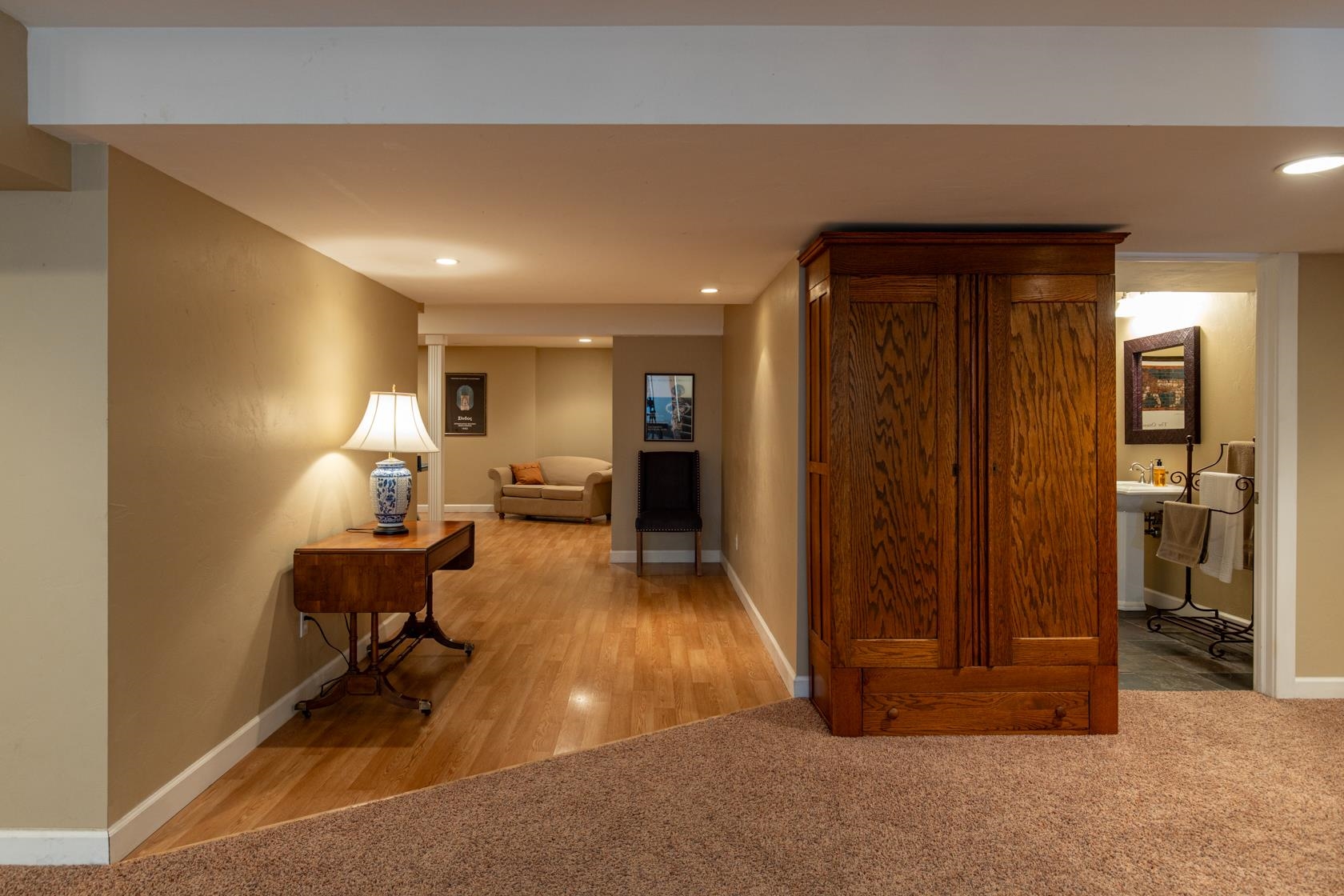 Hortonville, Wisconsin, 54944, United States, 4 Bedrooms Bedrooms, ,6 BathroomsBathrooms,Residential,For Sale,1983735