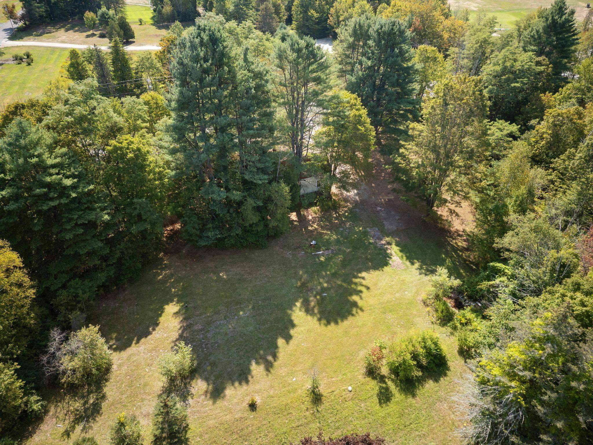 New London, New Hampshire, 03257, United States, 4 Bedrooms Bedrooms, ,2 BathroomsBathrooms,Residential,For Sale,1950111