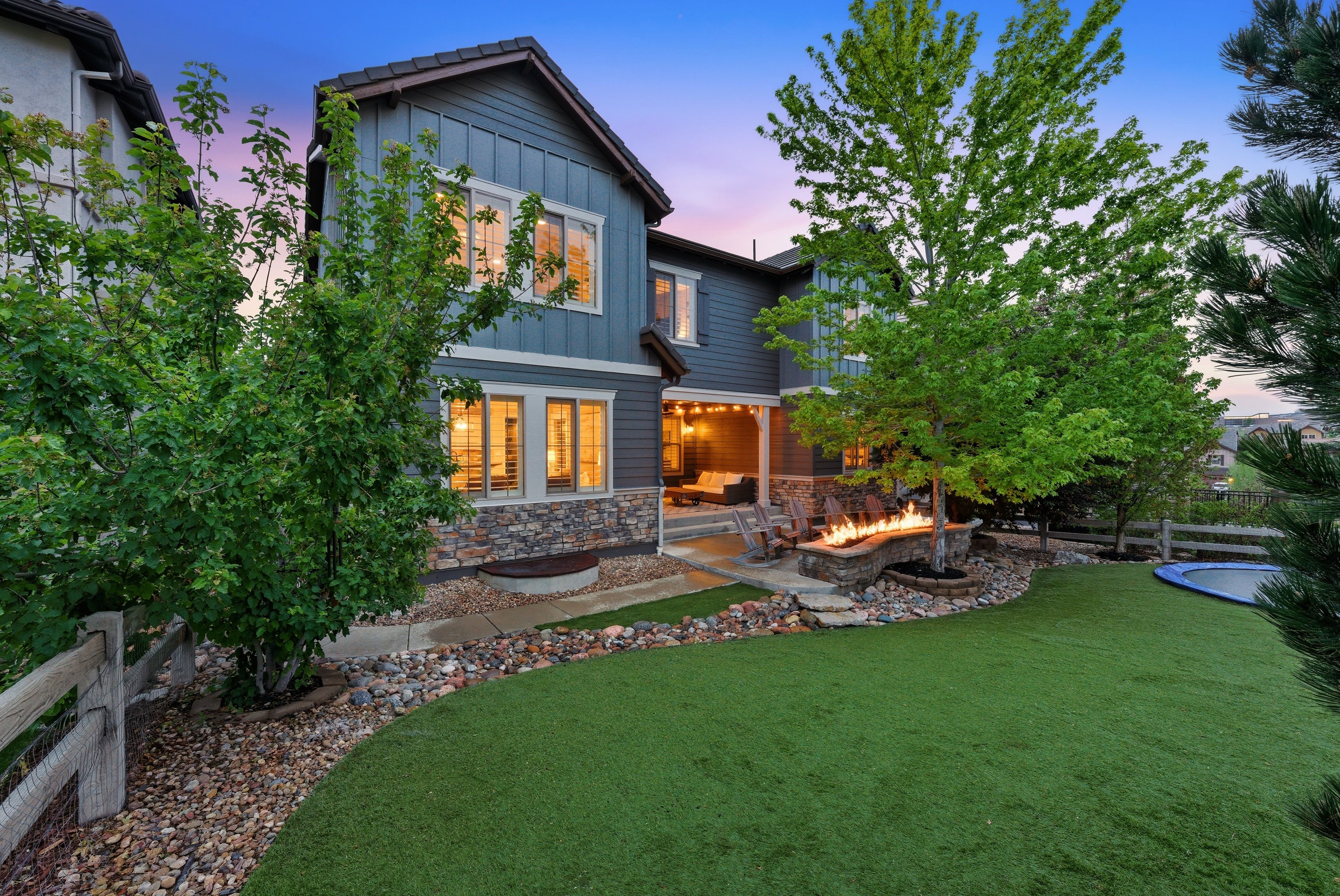  Stunning 5-Bedroom Residence On Quiet Cul-de-sac In Backcountry - 物件實景