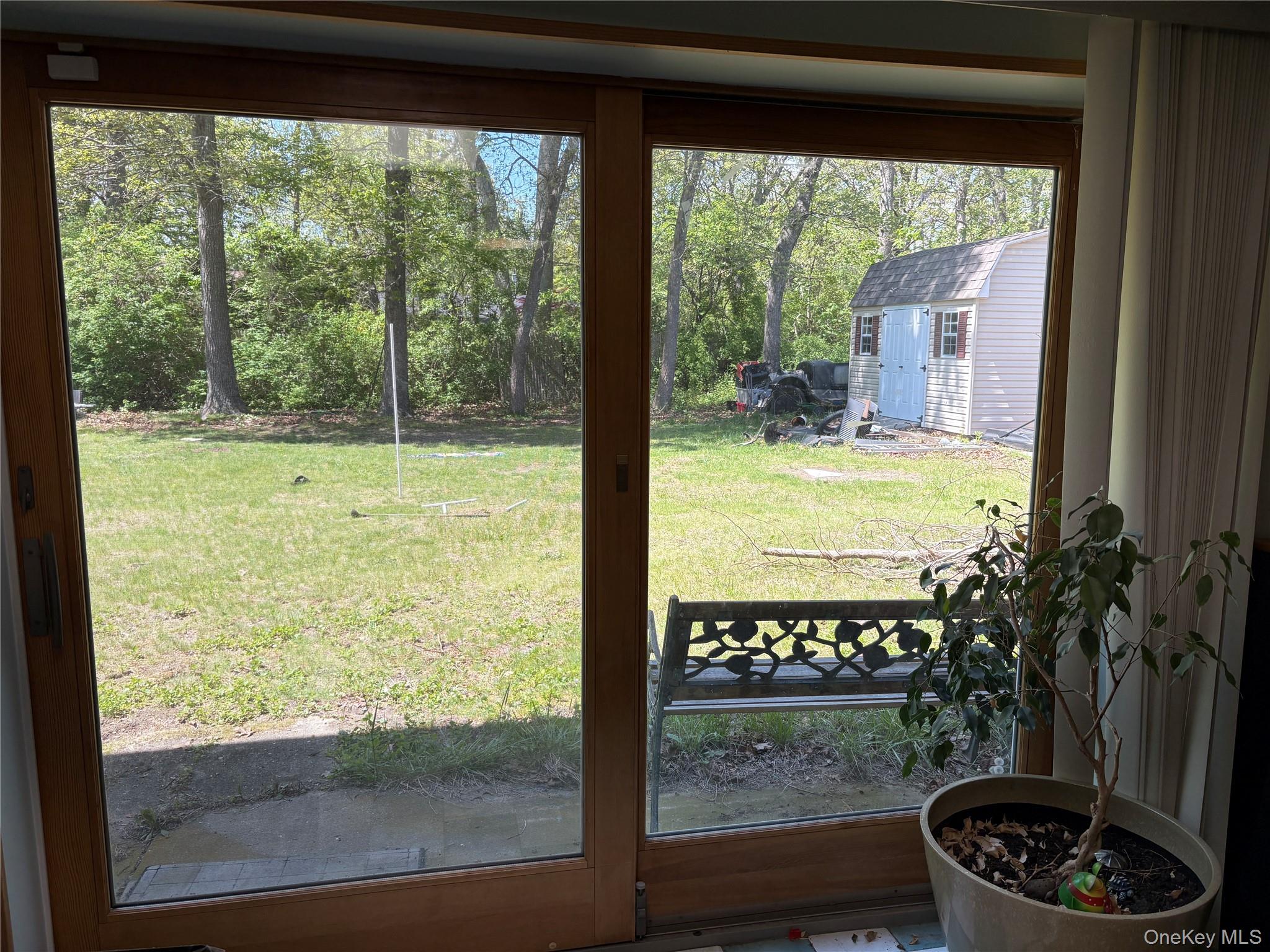 East Moriches, New York, 11940, United States, 3 Bedrooms Bedrooms, ,2 BathroomsBathrooms,Residential,For Sale,1937631