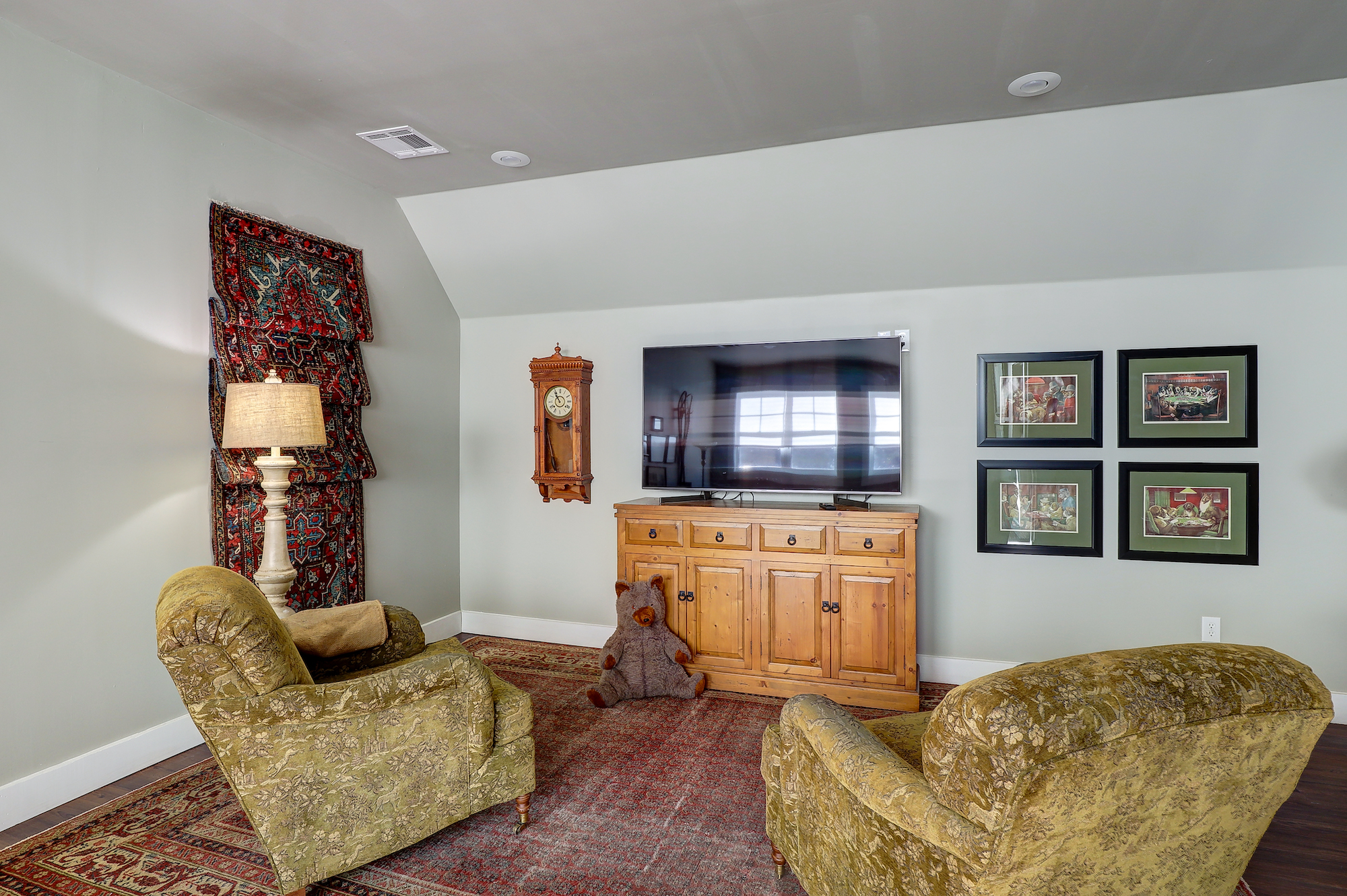 Glenwood, Arkansas, 71943, United States, 4 Bedrooms Bedrooms, ,6 BathroomsBathrooms,Residential,For Sale,1983549