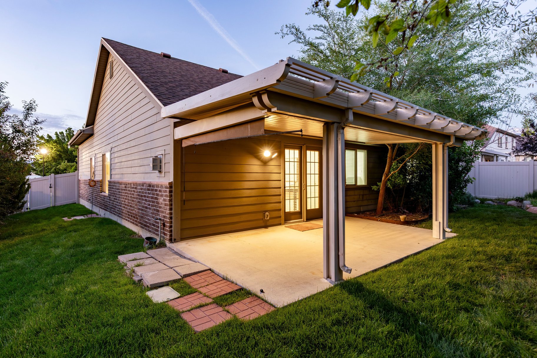 Exceptional Single-Level Living in One of Sandy