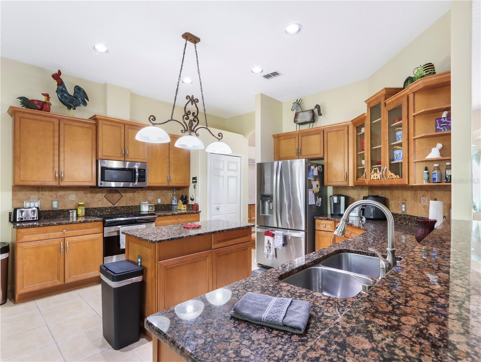 BEVERLY HILLS, Florida, 34465, United States, 4 Bedrooms Bedrooms, ,3 BathroomsBathrooms,Residential,For Sale,1944960