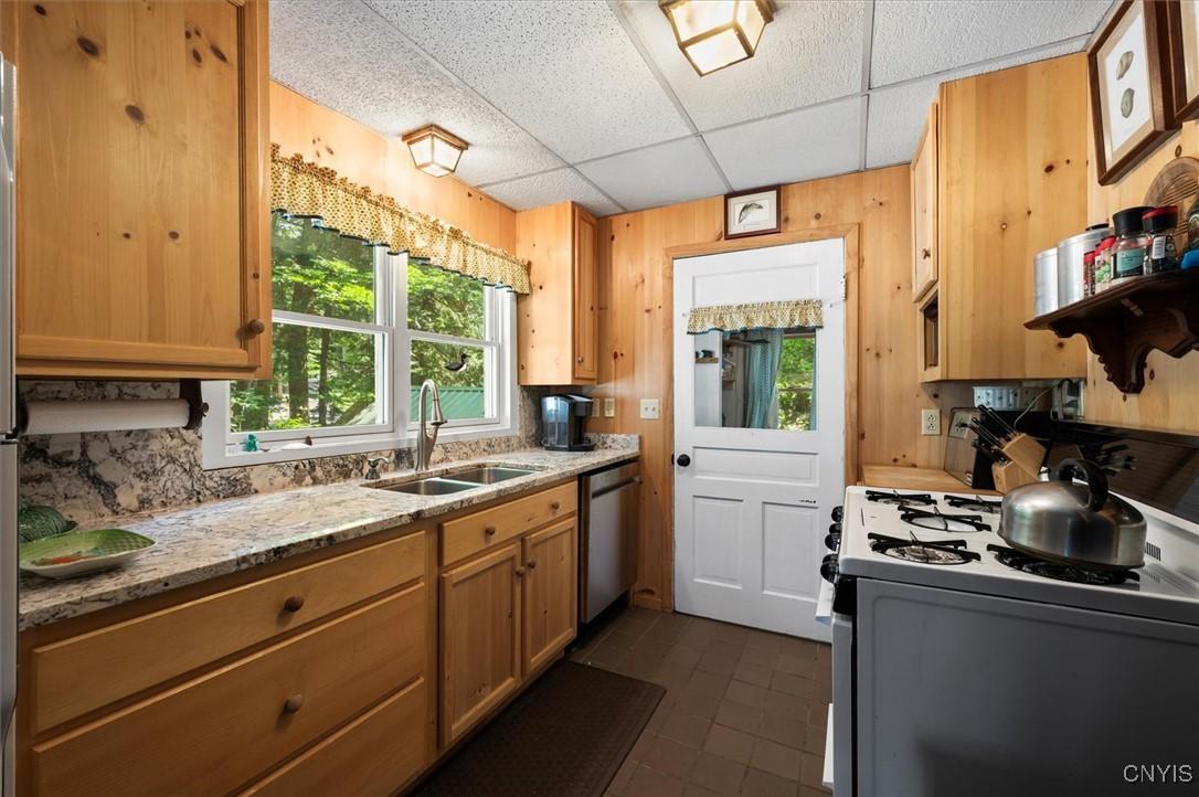 Forestport, New York, 13338, United States, 4 Bedrooms Bedrooms, ,2 BathroomsBathrooms,Residential,For Sale,1925945