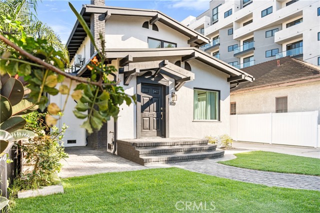 Long Beach, California, 90813, United States, 3 Bedrooms Bedrooms, ,4 BathroomsBathrooms,Residential,For Sale,1990787