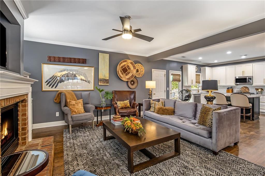 Atlanta, Georgia, 30318, United States, 3 Bedrooms Bedrooms, ,3 BathroomsBathrooms,Residential,For Sale,1892490