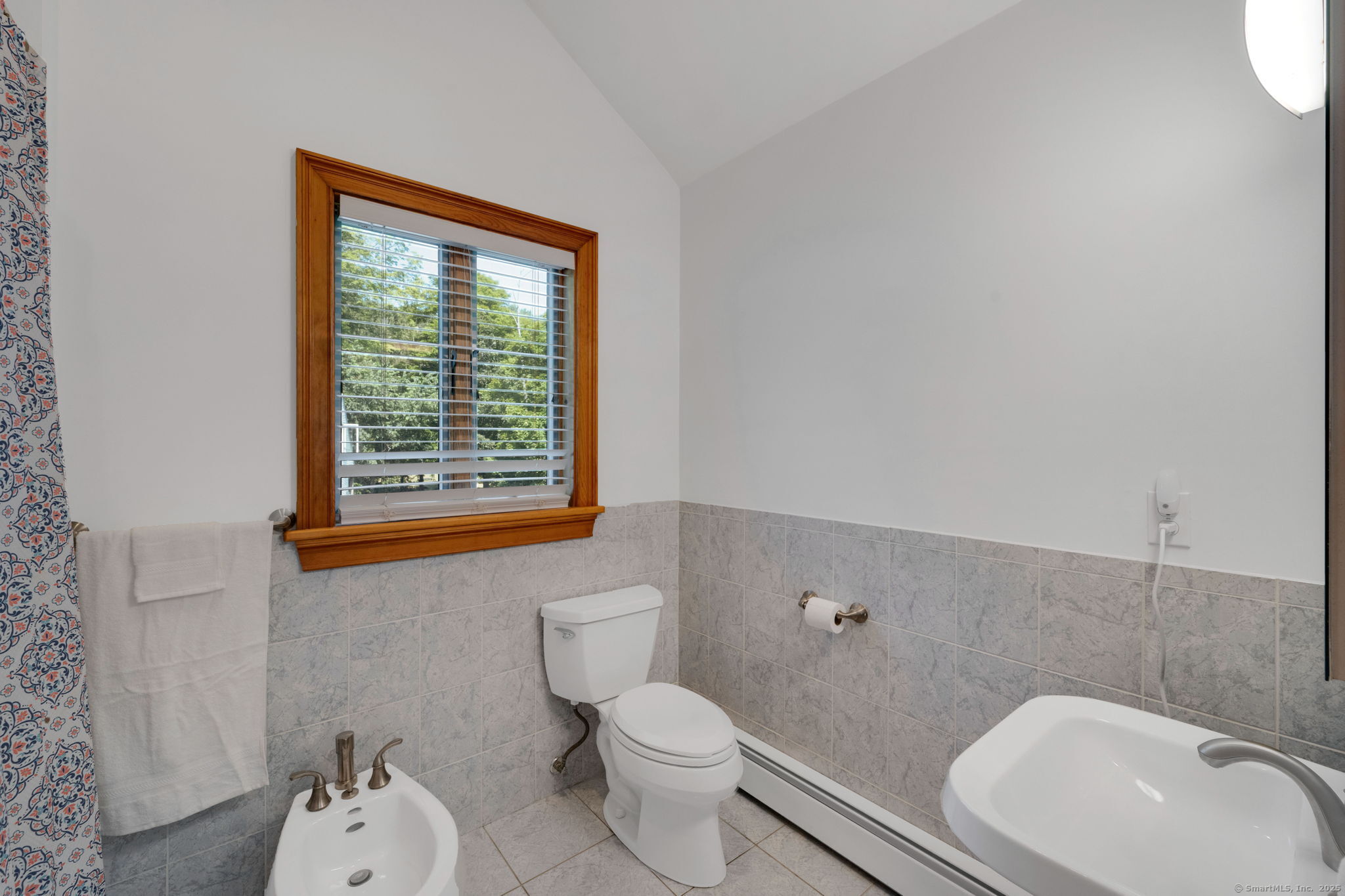 Marlborough, Connecticut, 06447, United States, 4 Bedrooms Bedrooms, ,4 BathroomsBathrooms,Residential,For Sale,1907701