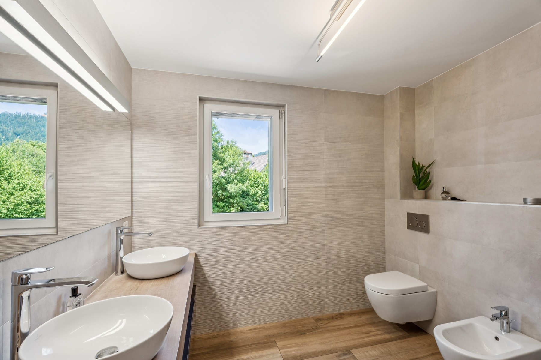  Contemporary family home with a spacious garden - 物件實景
