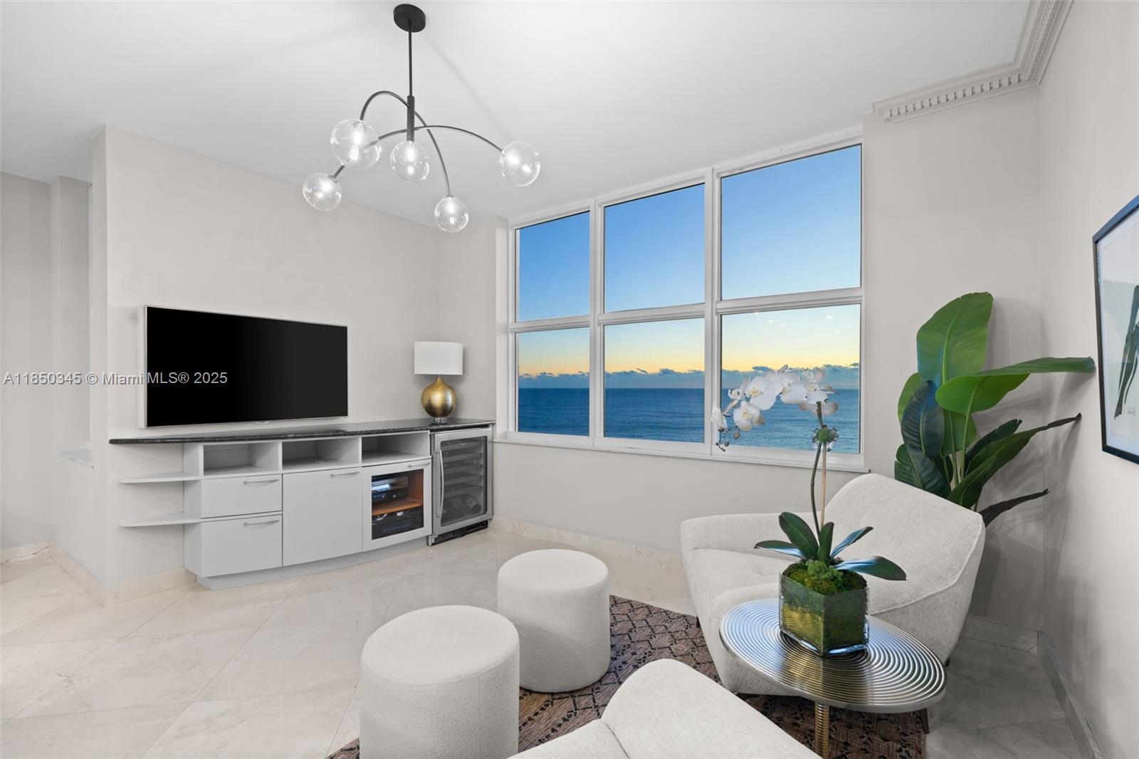 Fort Lauderdale, Florida, 33305, United States, 2 Bedrooms Bedrooms, ,3 BathroomsBathrooms,Residential,For Sale,1907787