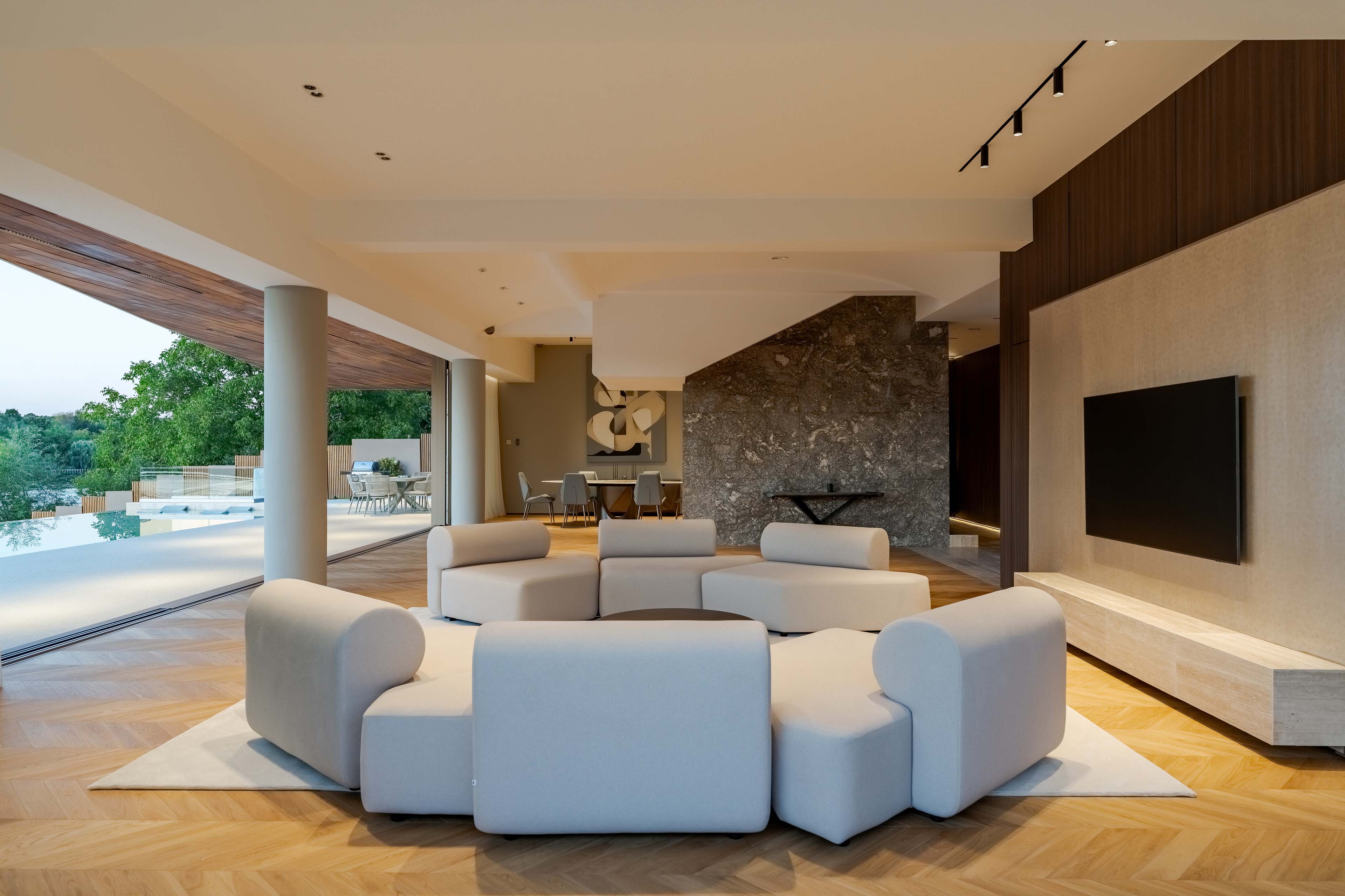  Unique Lakeside Villa on Snagov Lake, Romania - 物件實景