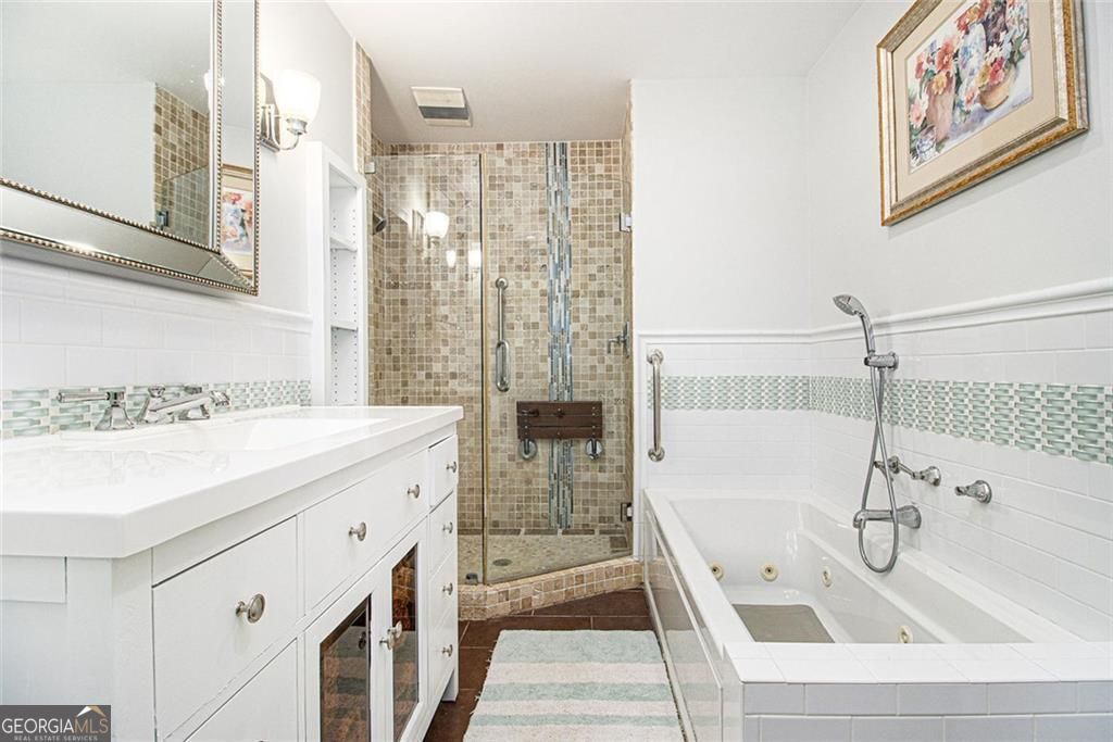 Atlanta, Georgia, 30345, United States, 4 Bedrooms Bedrooms, ,4 BathroomsBathrooms,Residential,For Sale,1929806