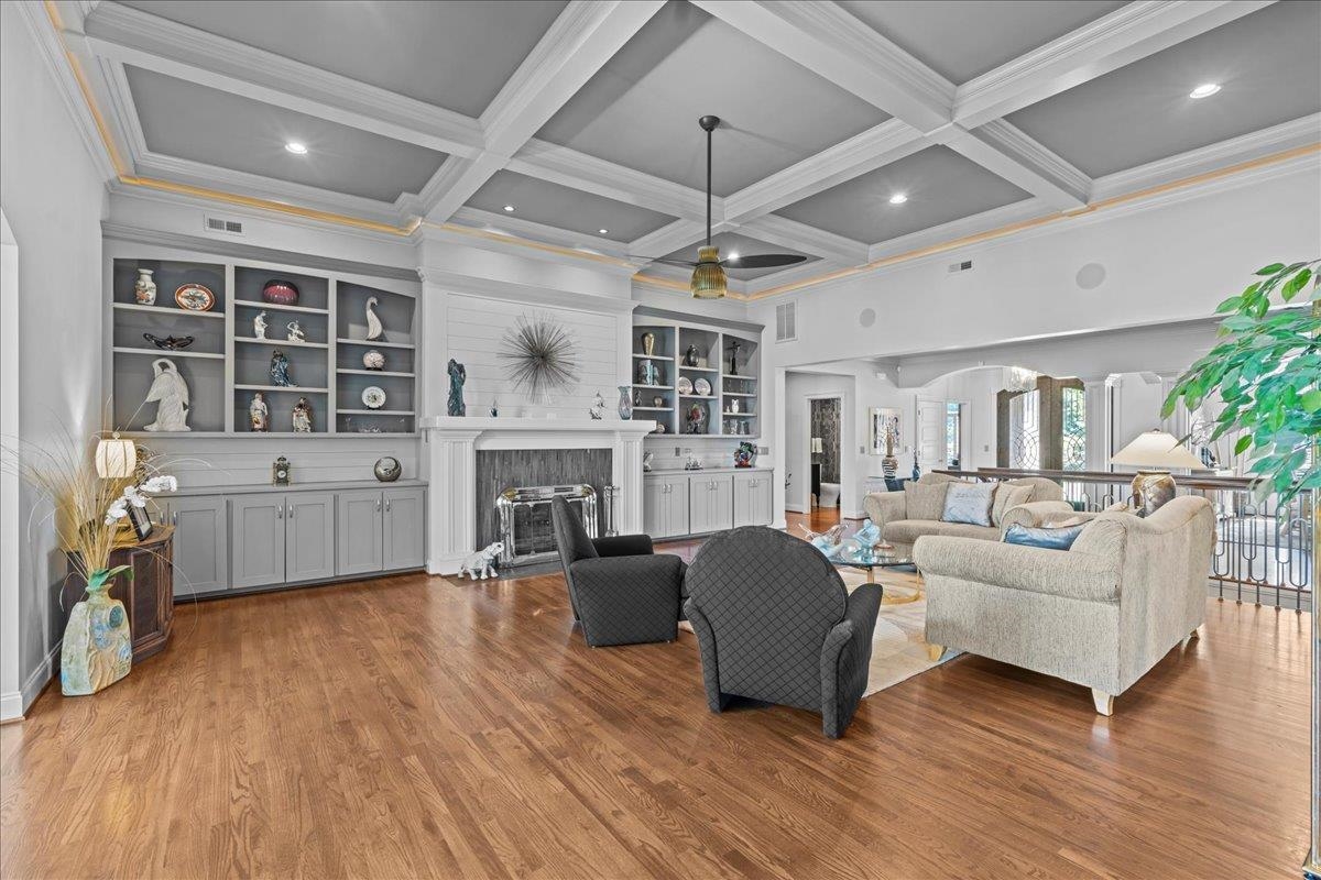 Chesnee, South Carolina, 29323, United States, 5 Bedrooms Bedrooms, ,5 BathroomsBathrooms,Residential,For Sale,1825436