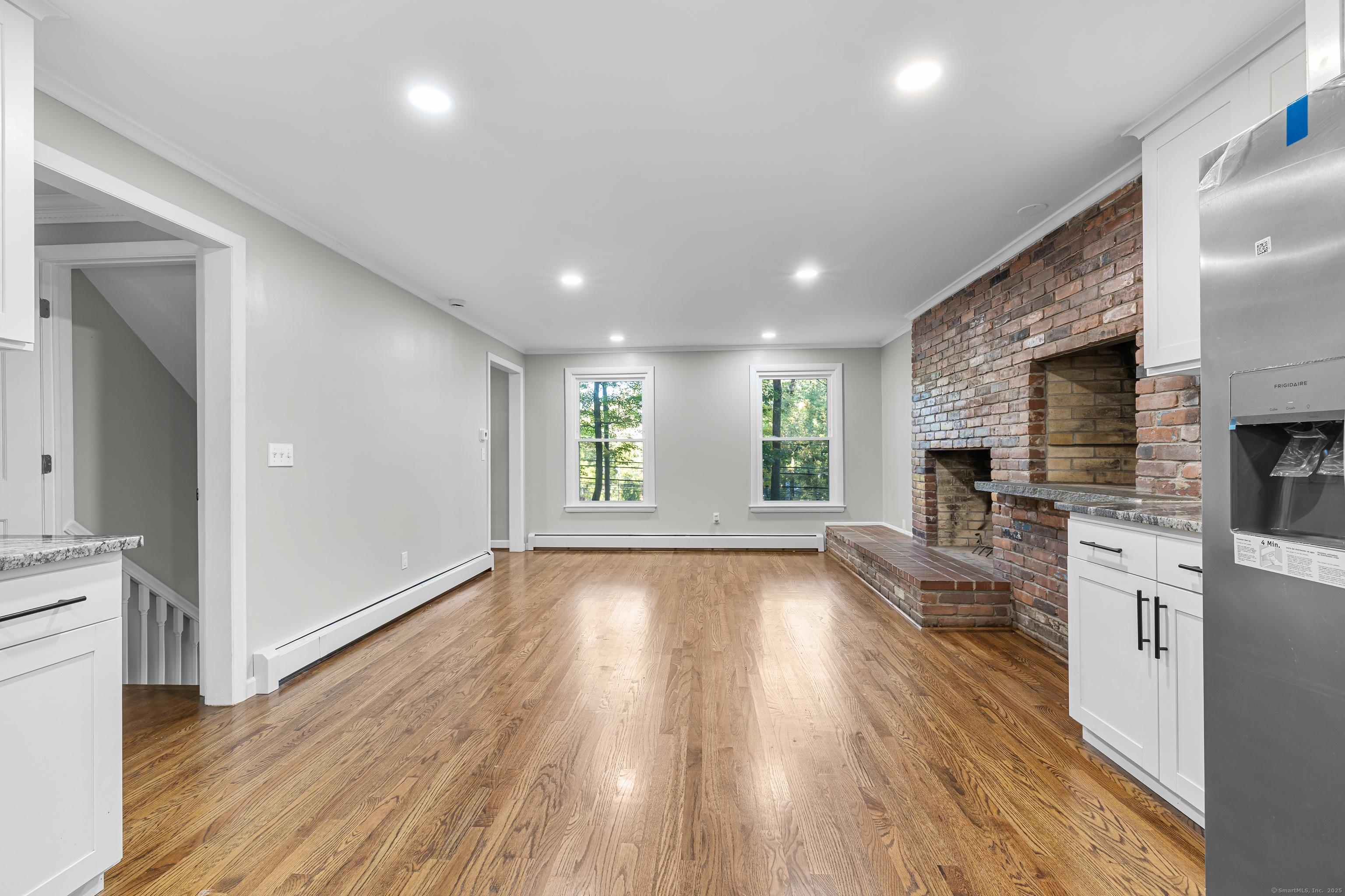 Bloomfield, Connecticut, 06002, United States, 4 Bedrooms Bedrooms, ,3 BathroomsBathrooms,Residential,For Sale,2006312