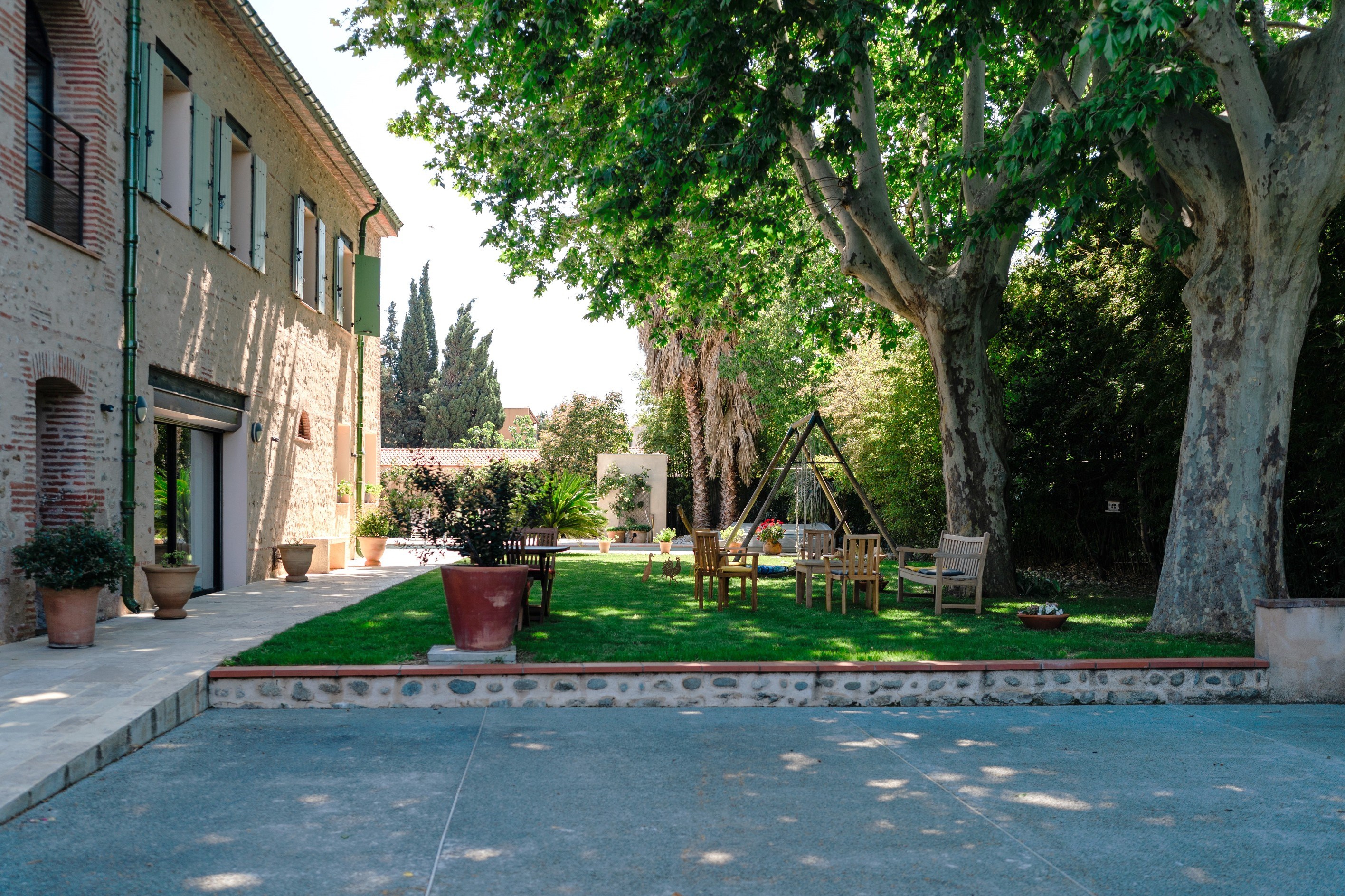  RARE AND AUTHENTIC — AN EXCEPTIONAL VILLAGE FARMHOUSE WITH POOL - 物件實景