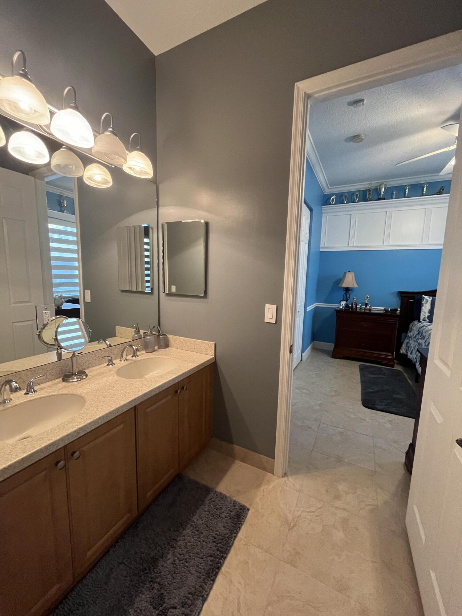 West Palm Beach, Florida, 33411, United States, 5 Bedrooms Bedrooms, ,3 BathroomsBathrooms,Residential,For Sale,1911284