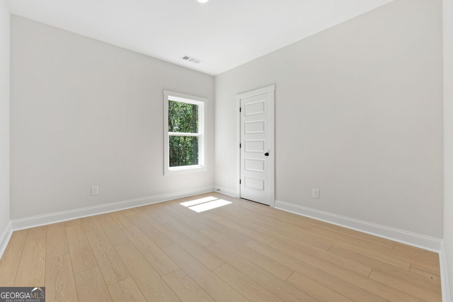 Forsyth, Georgia, 31029, United States, 4 Bedrooms Bedrooms, ,3 BathroomsBathrooms,Residential,For Sale,1922681