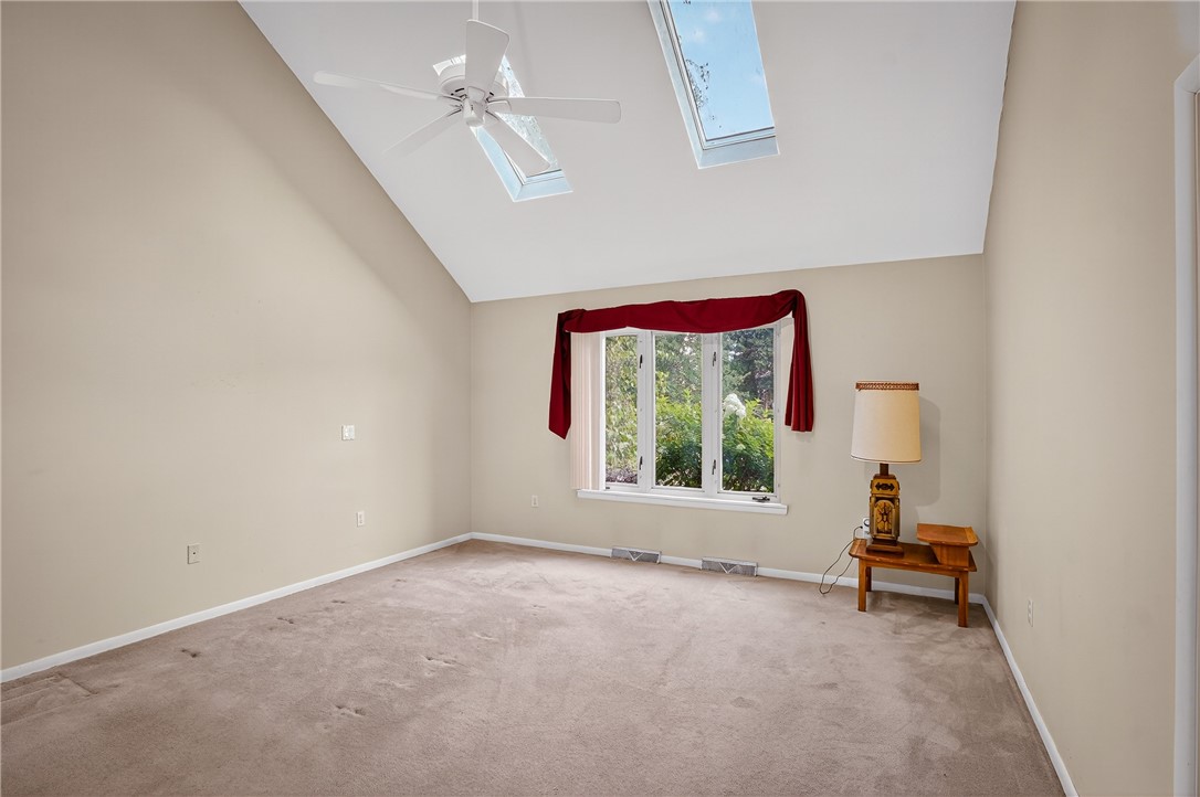 Cranberry Twp, Pennsylvania, 16066, United States, 3 Bedrooms Bedrooms, ,3 BathroomsBathrooms,Residential,For Sale,1932228
